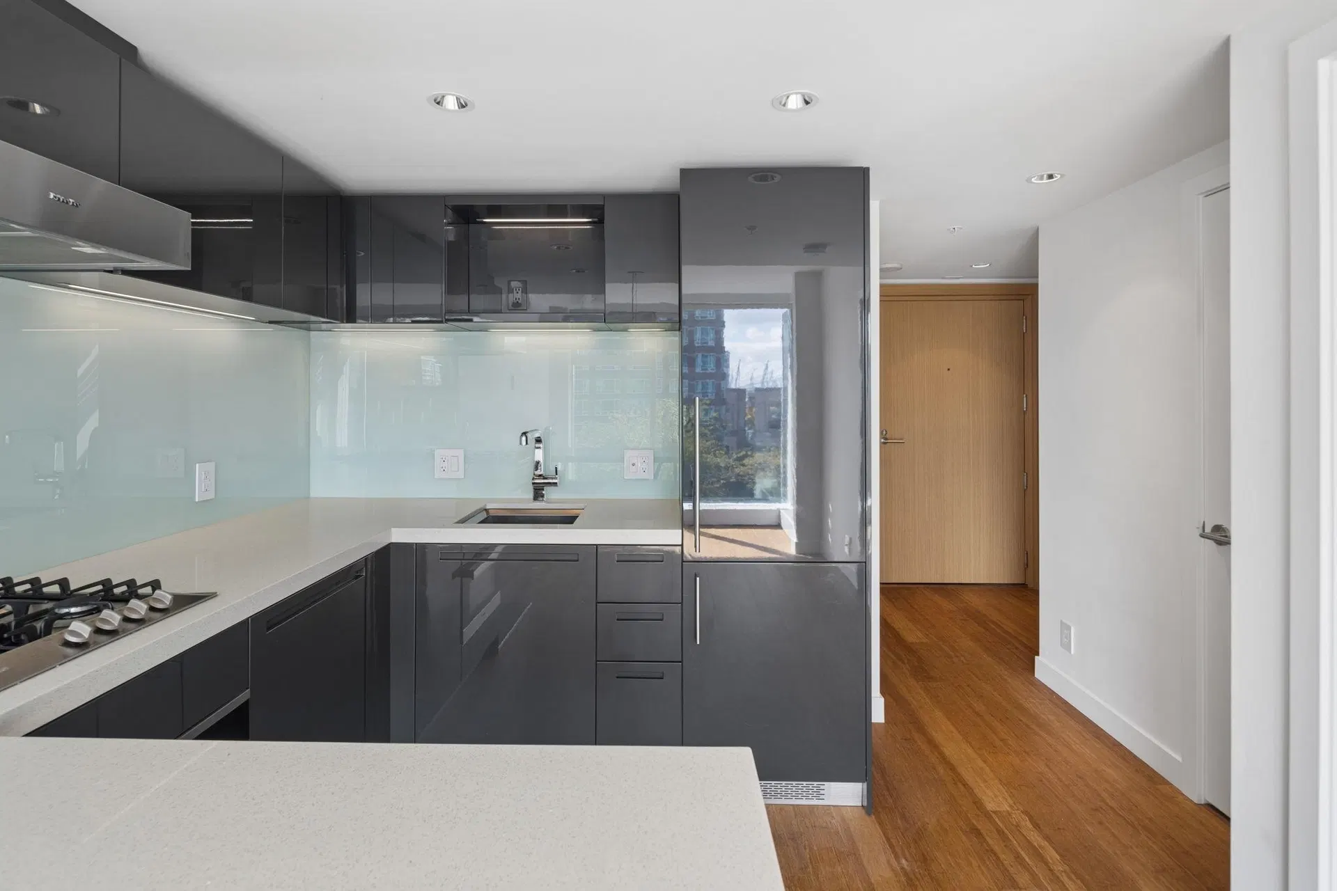 Photo 3 of 27 at #1211 – 777 Richards Street