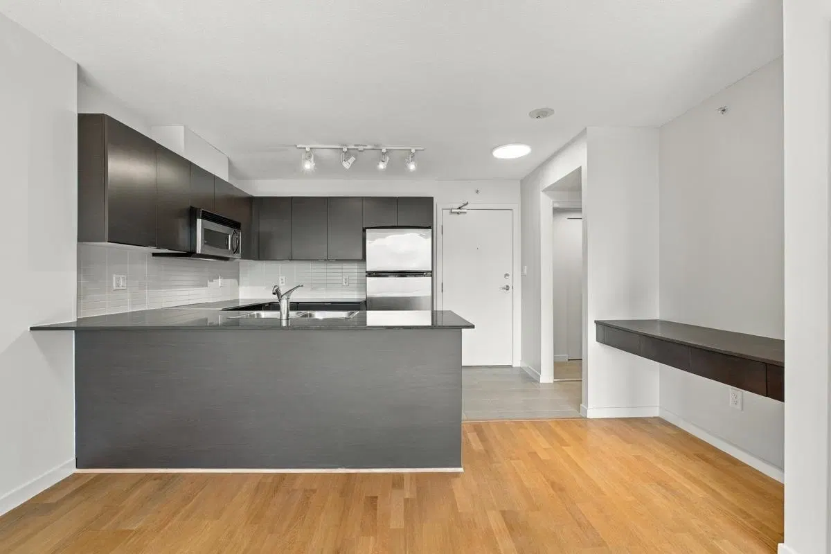 Photo 3 of 25 at #1207 – 4178 Dawson Street