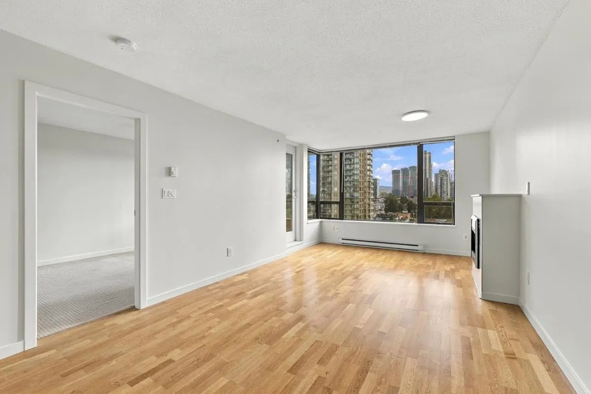 Photo 5 of 25 at #1207 – 4178 Dawson Street