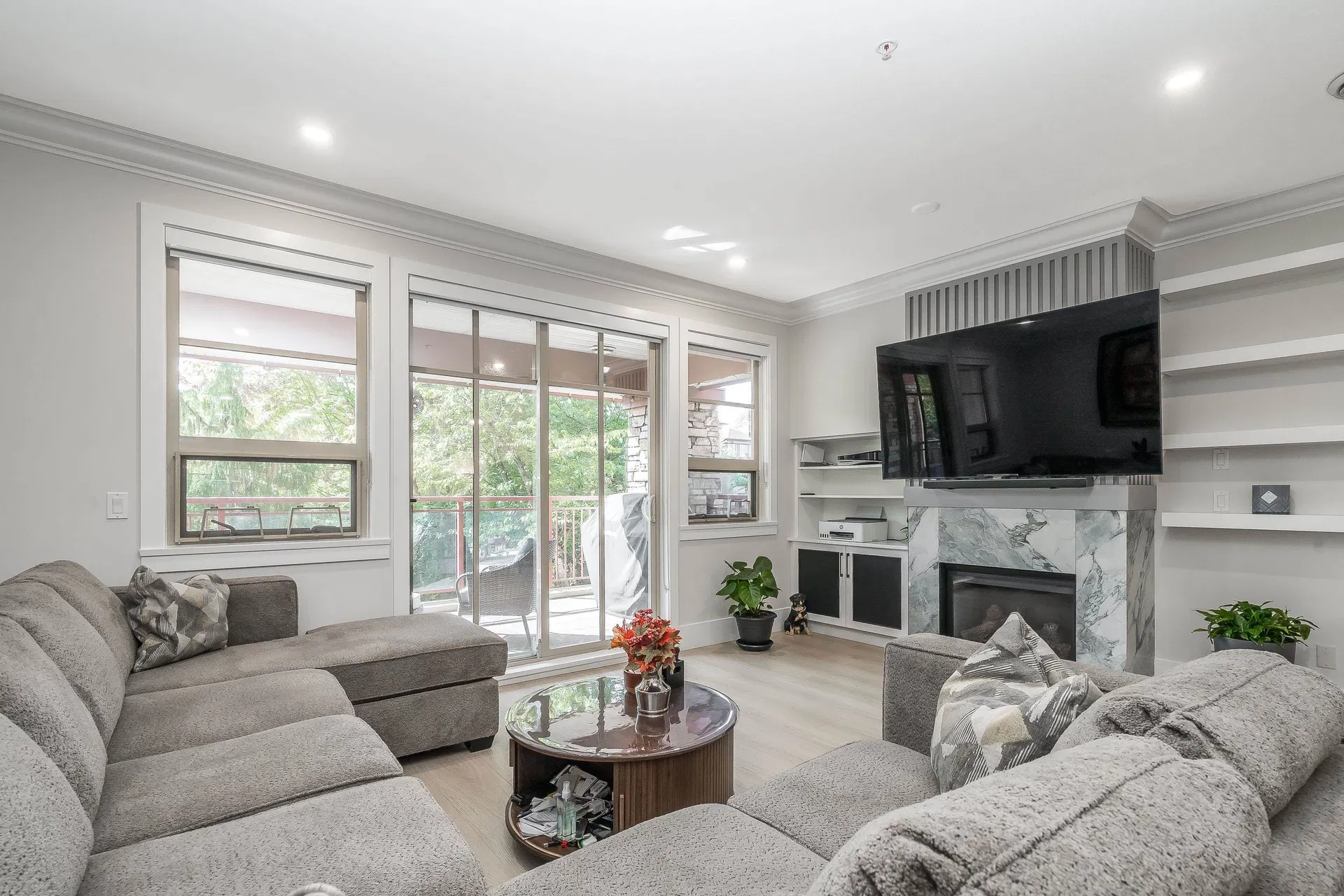 Photo 2 of 39 at #201 – 16499 64 Avenue