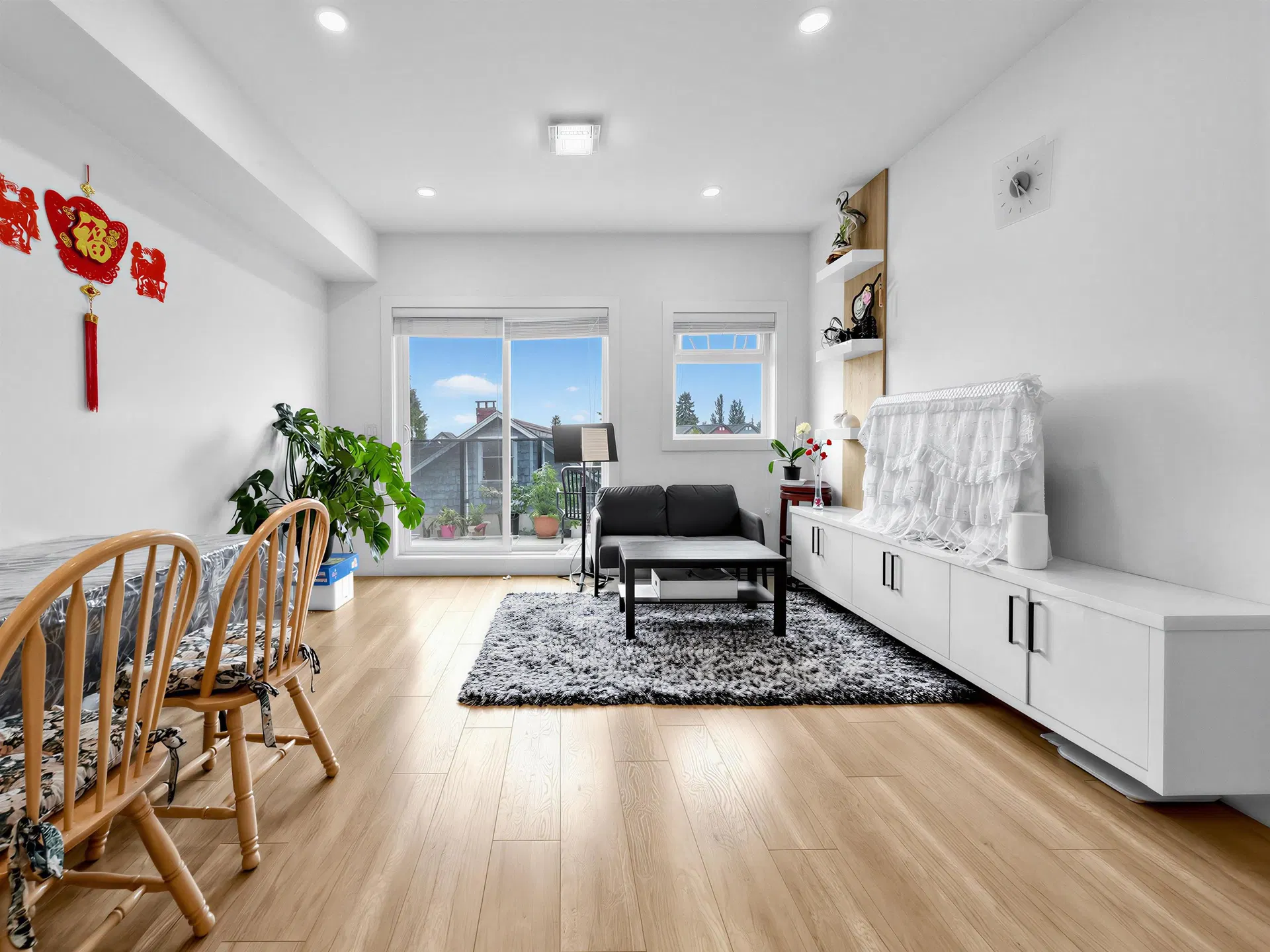 Photo 1 of 40 at #15 – 6288 Beresford Street