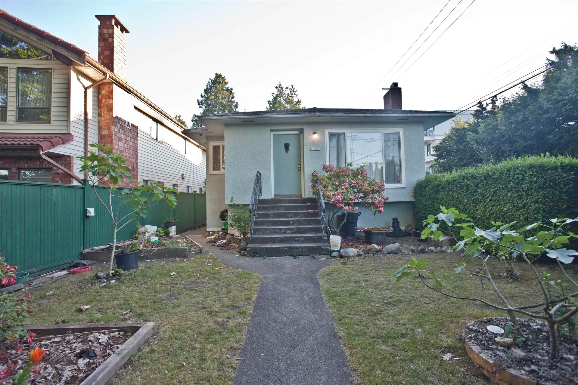 Photo 1 of 10 at 1507 W 63rd Avenue