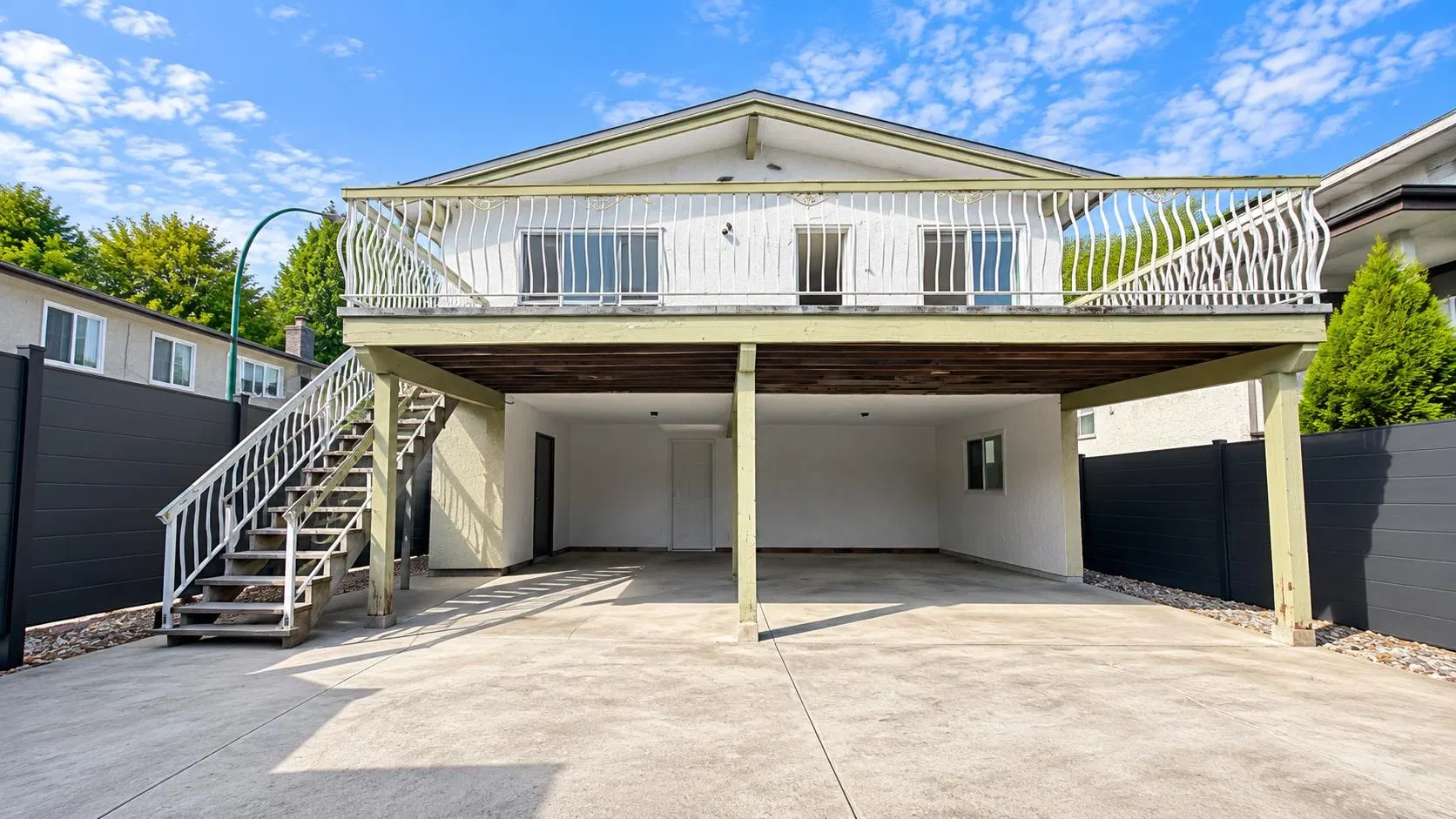 Photo 3 of 38 at 3326 Slocan Street