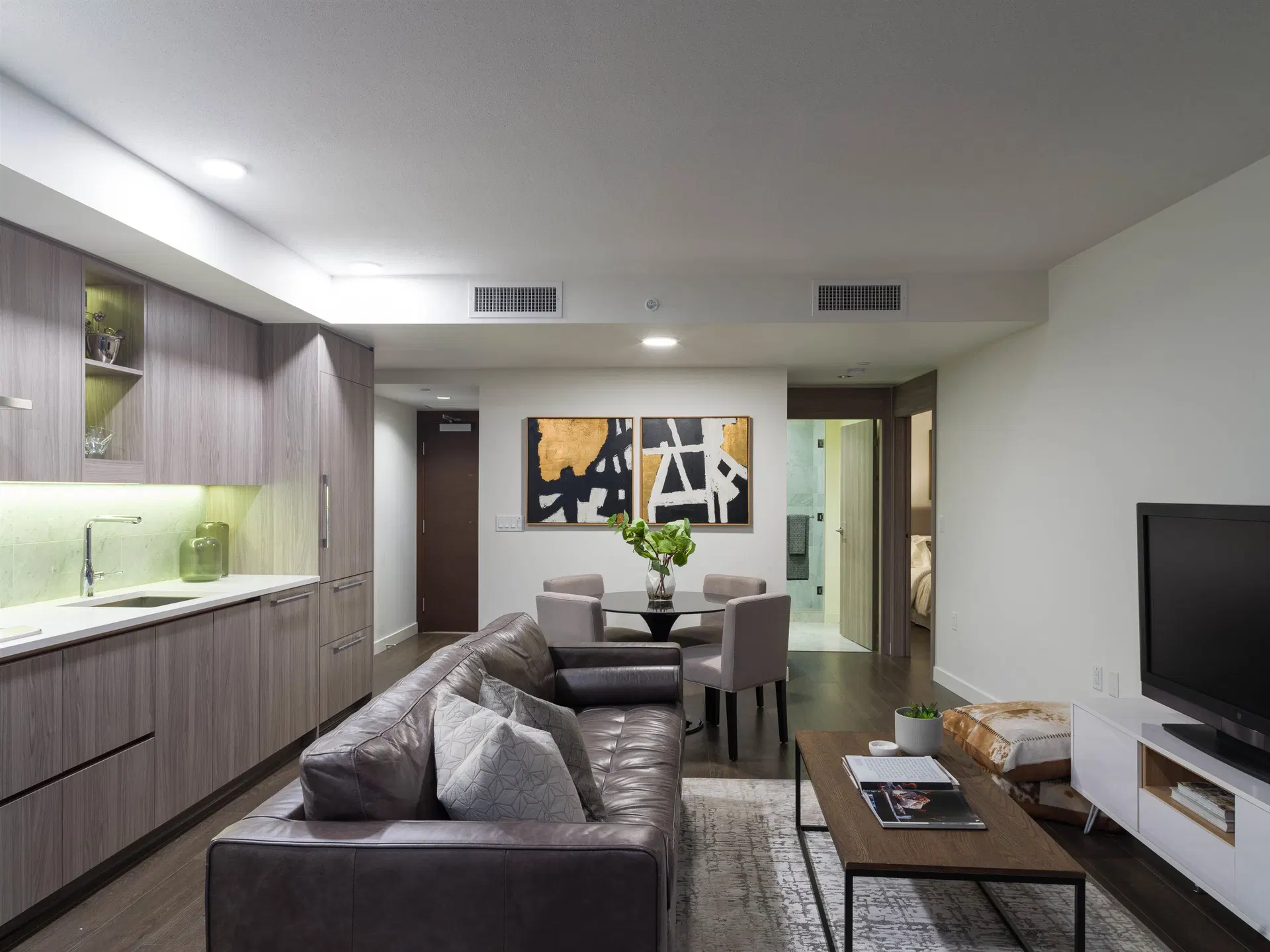 Photo 3 of 40 at #306 – 89 Nelson Street