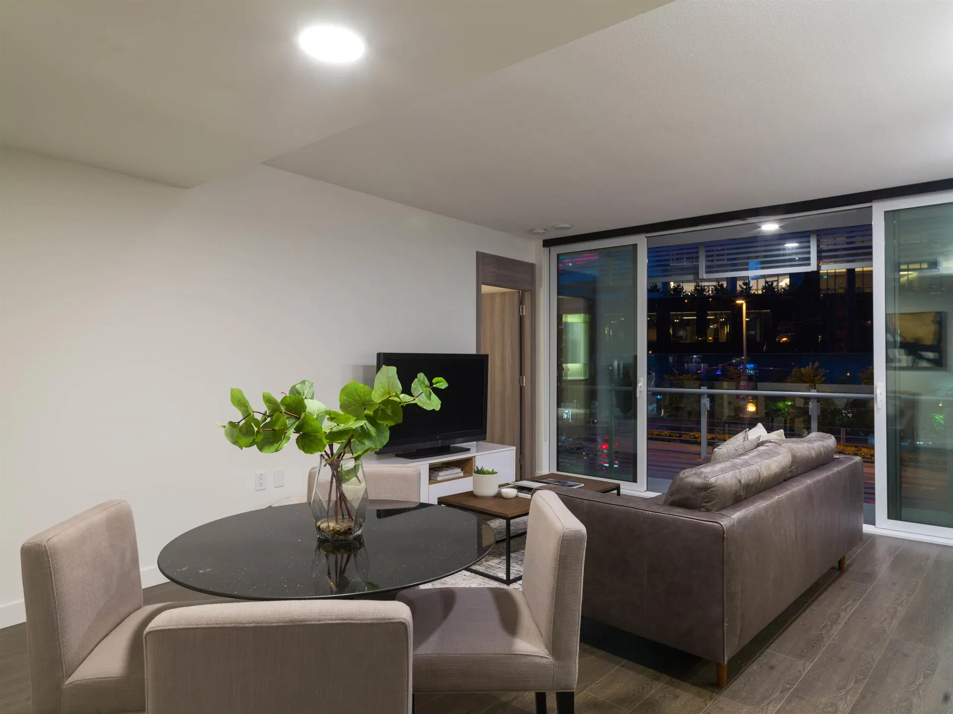 Photo 4 of 40 at #306 – 89 Nelson Street