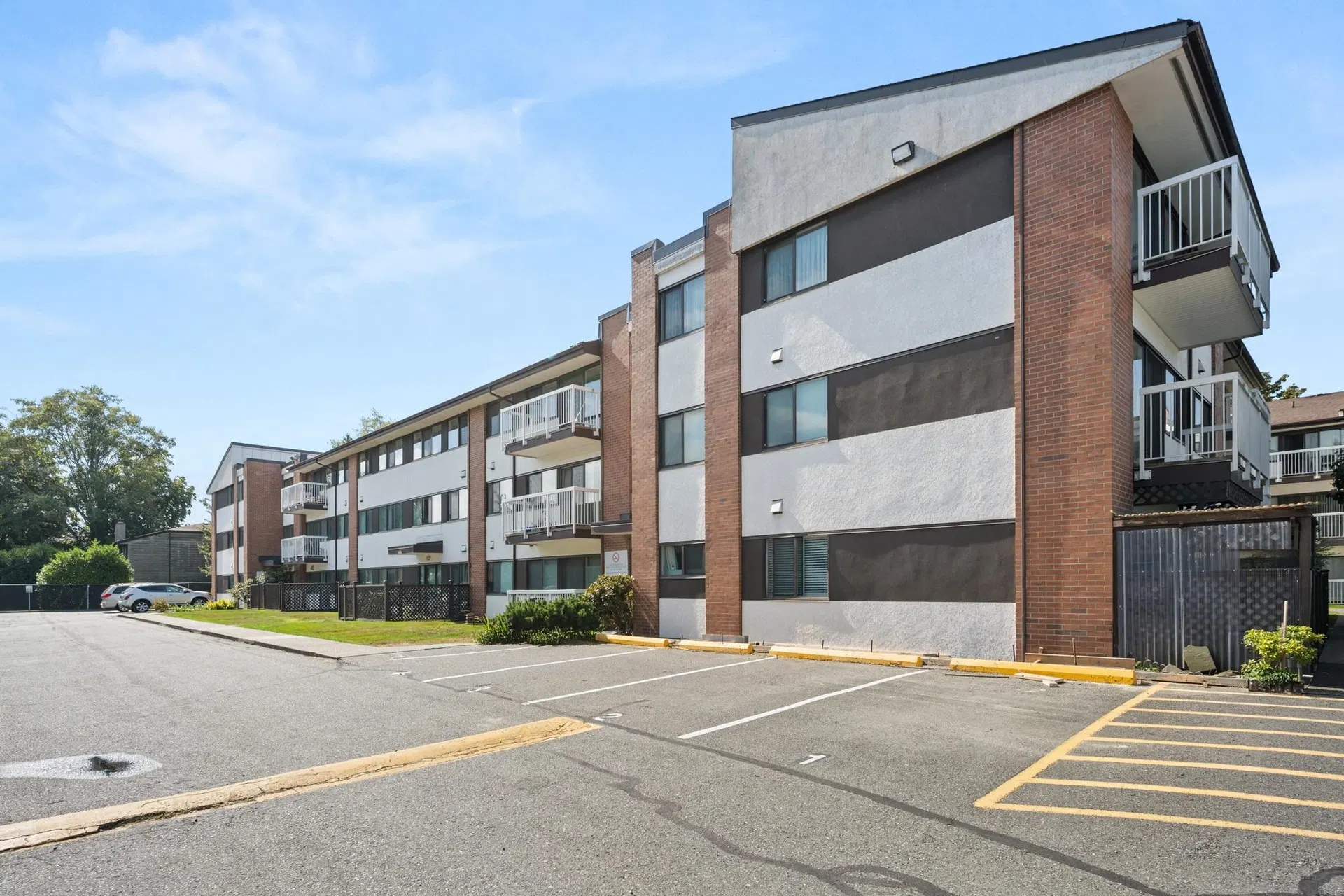 #303 – 8080 Ryan Road