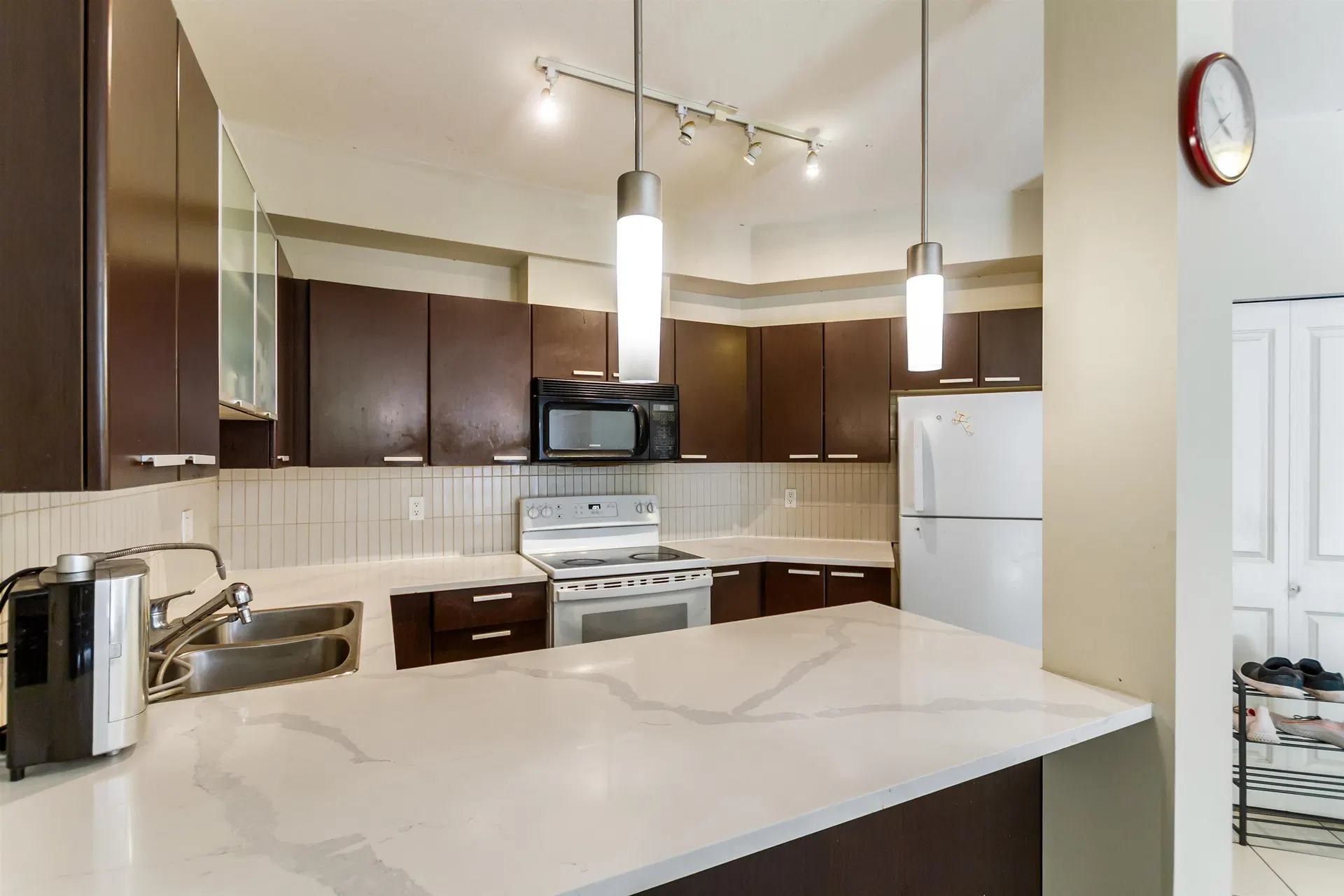 Photo 3 of 22 at #301 – 10499 University Drive