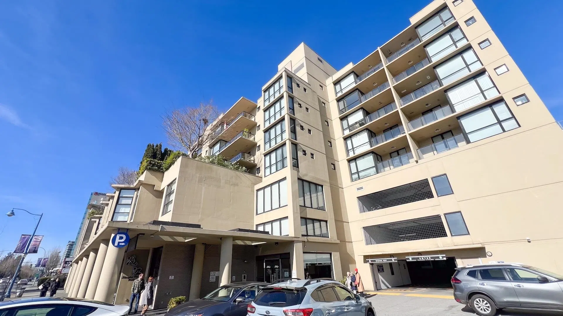 #816 – 7831 Westminster Highway