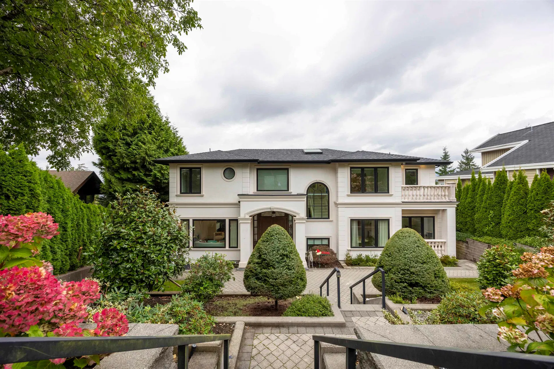 5111 Harbour View Road