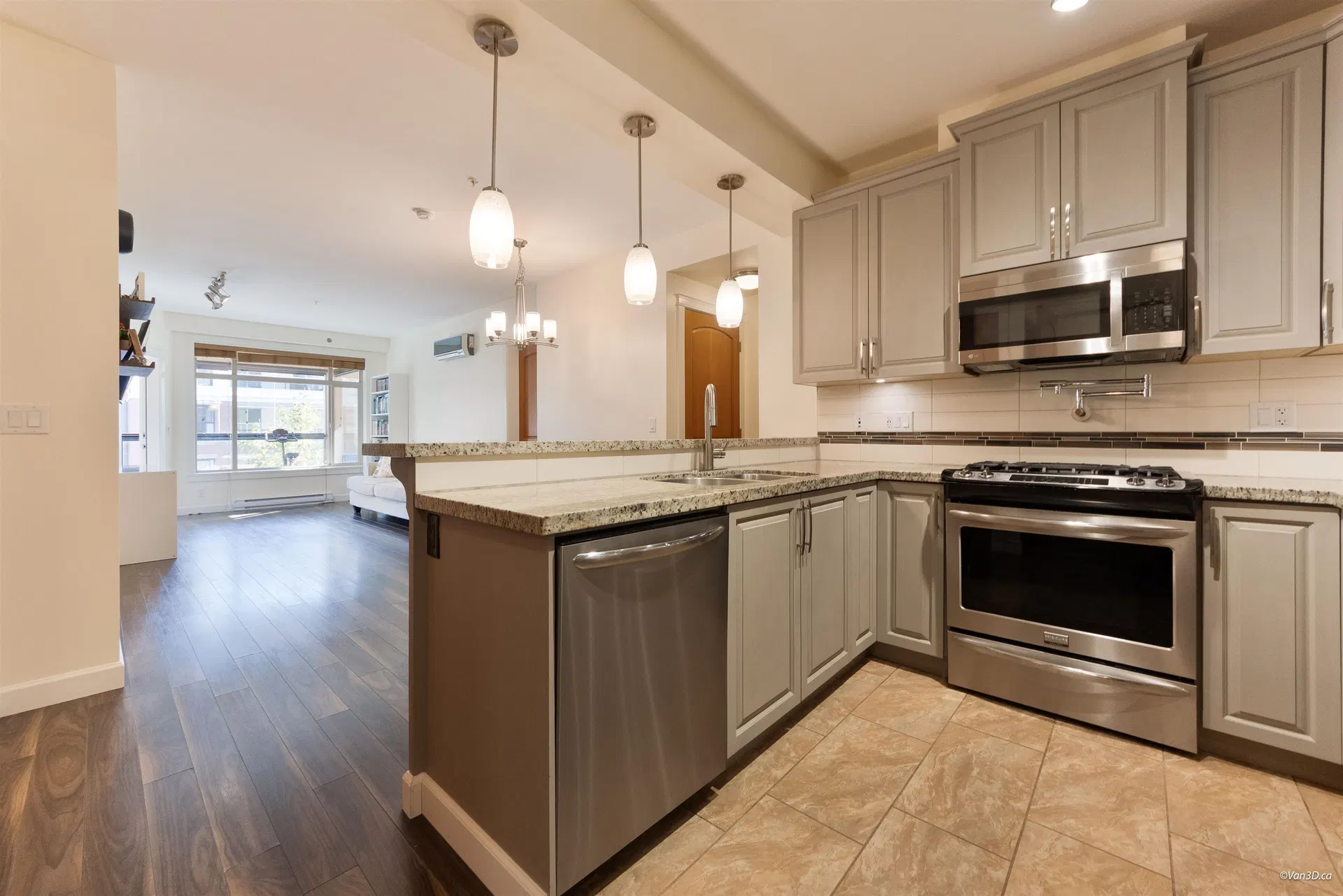 Photo 2 of 31 at #316 – 8157 207 Street