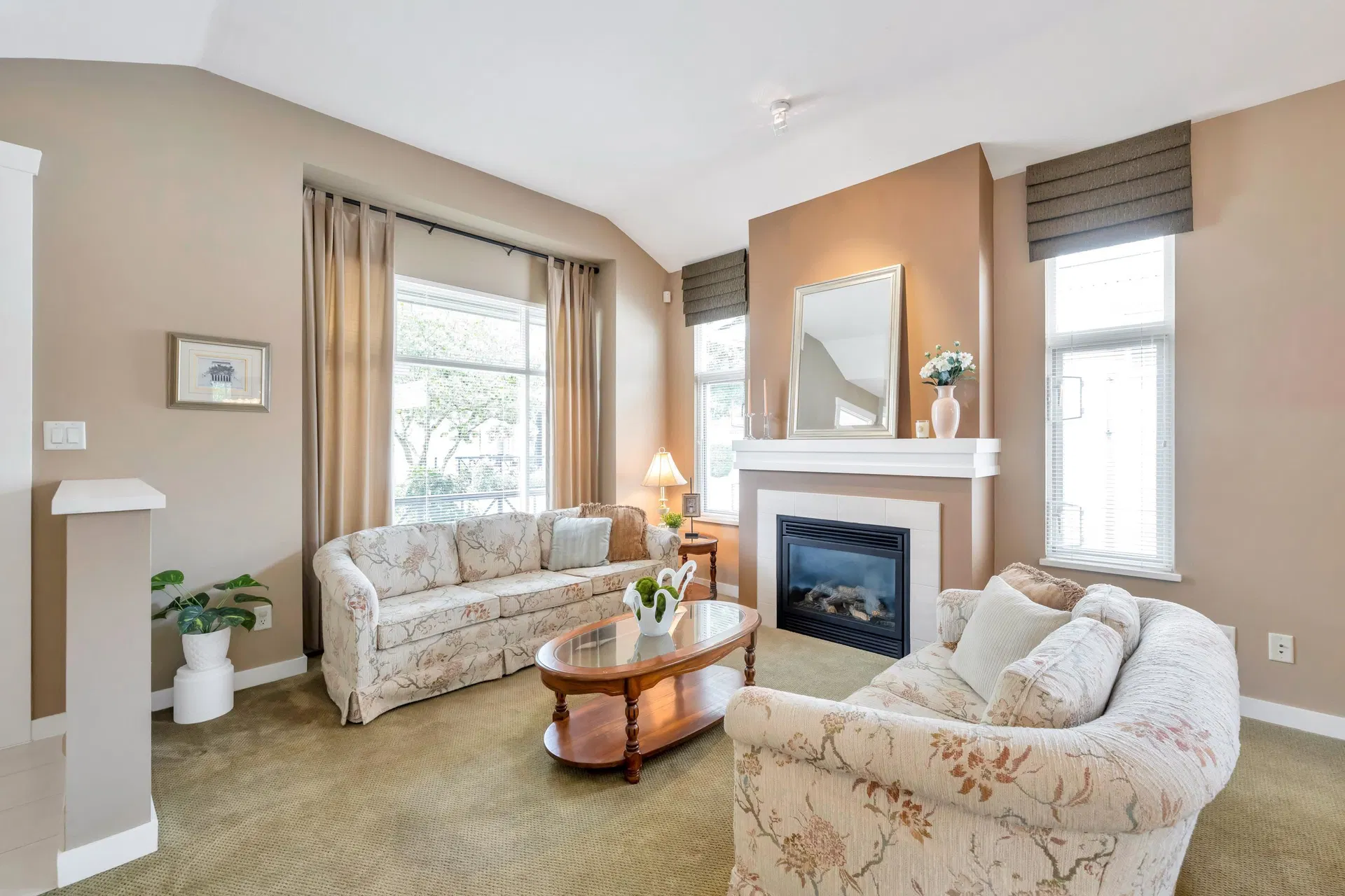 Photo 3 of 39 at #33 – 15188 62a Avenue