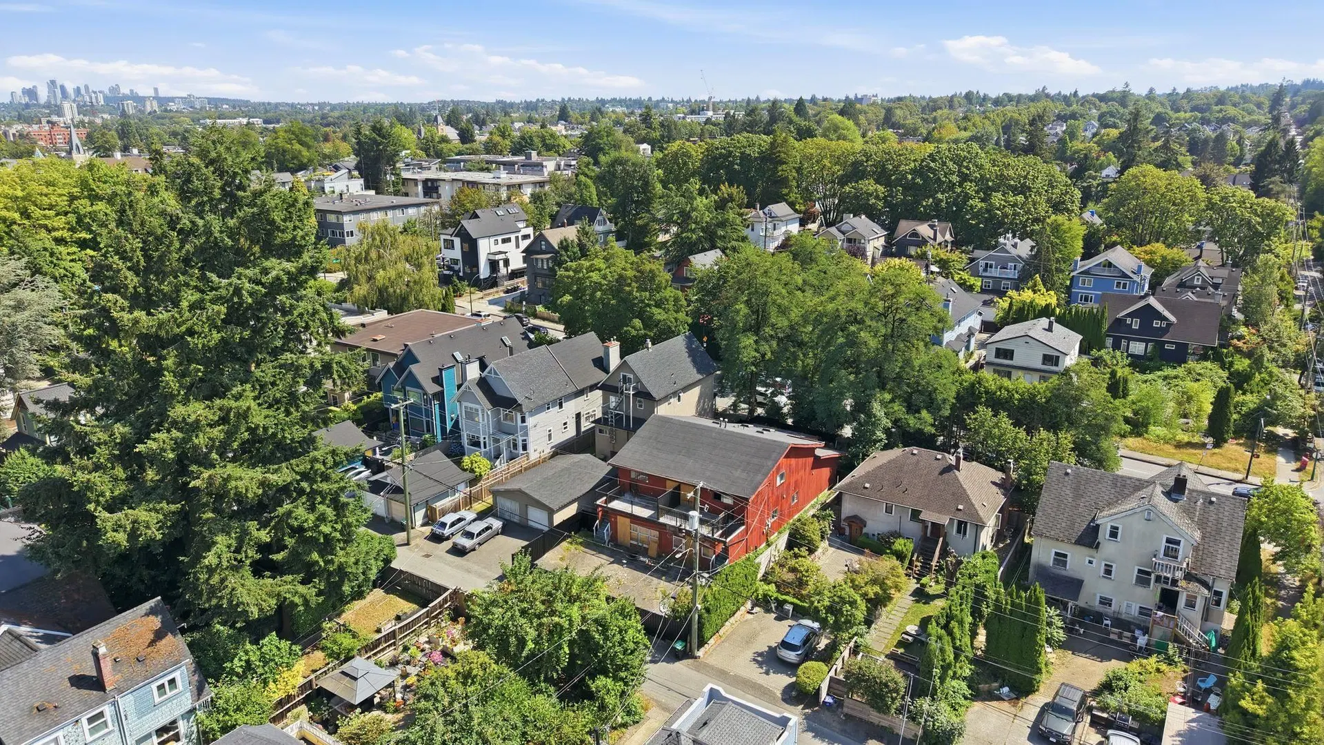 Photo 2 of 8 at 53 W 12th Avenue