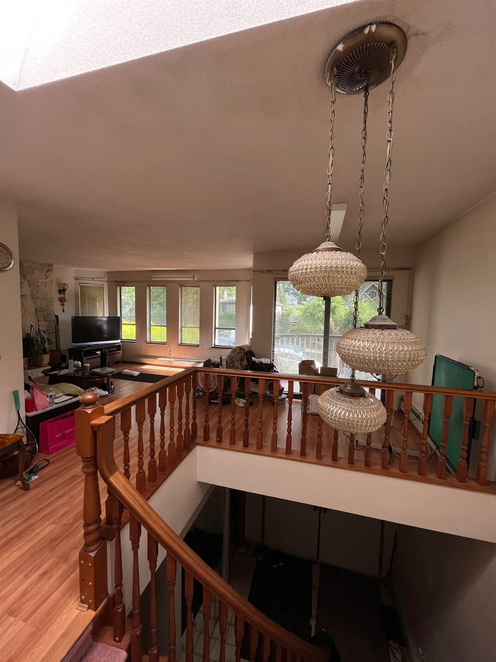Photo 5 of 14 at 1929 E 6th Avenue