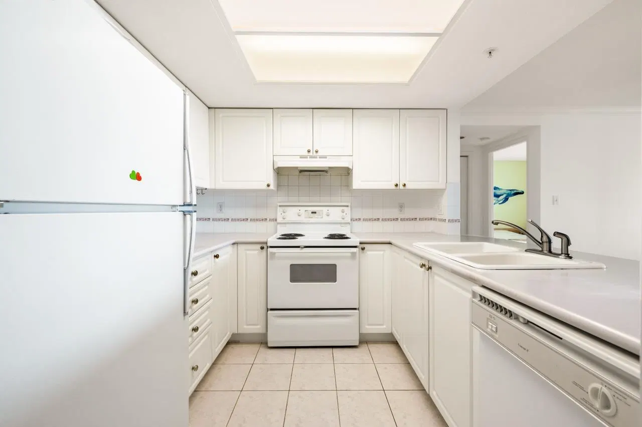 Photo 4 of 25 at #501 – 6080 Minoru Boulevard
