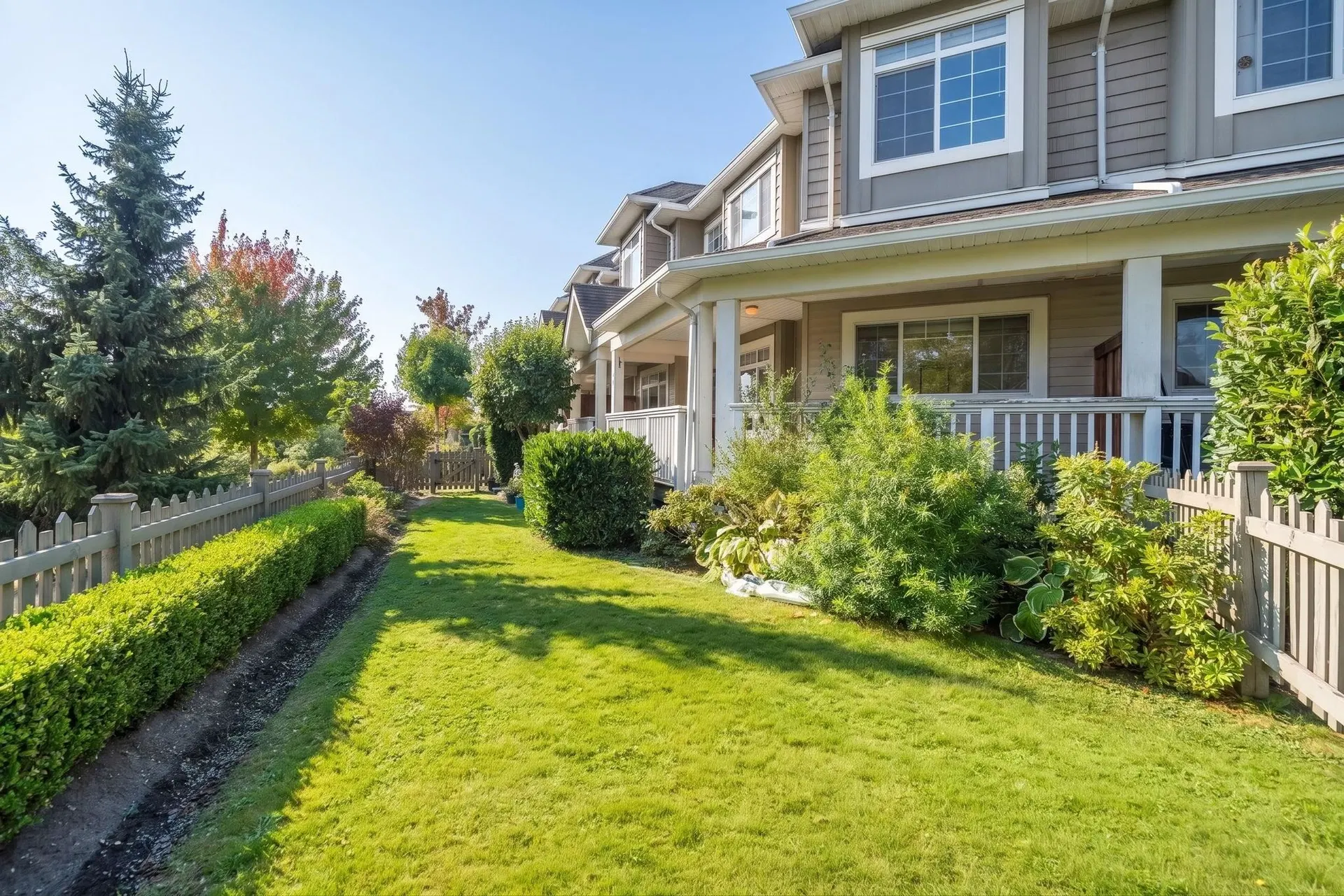 Photo 3 of 40 at #24 – 6852 193 Street