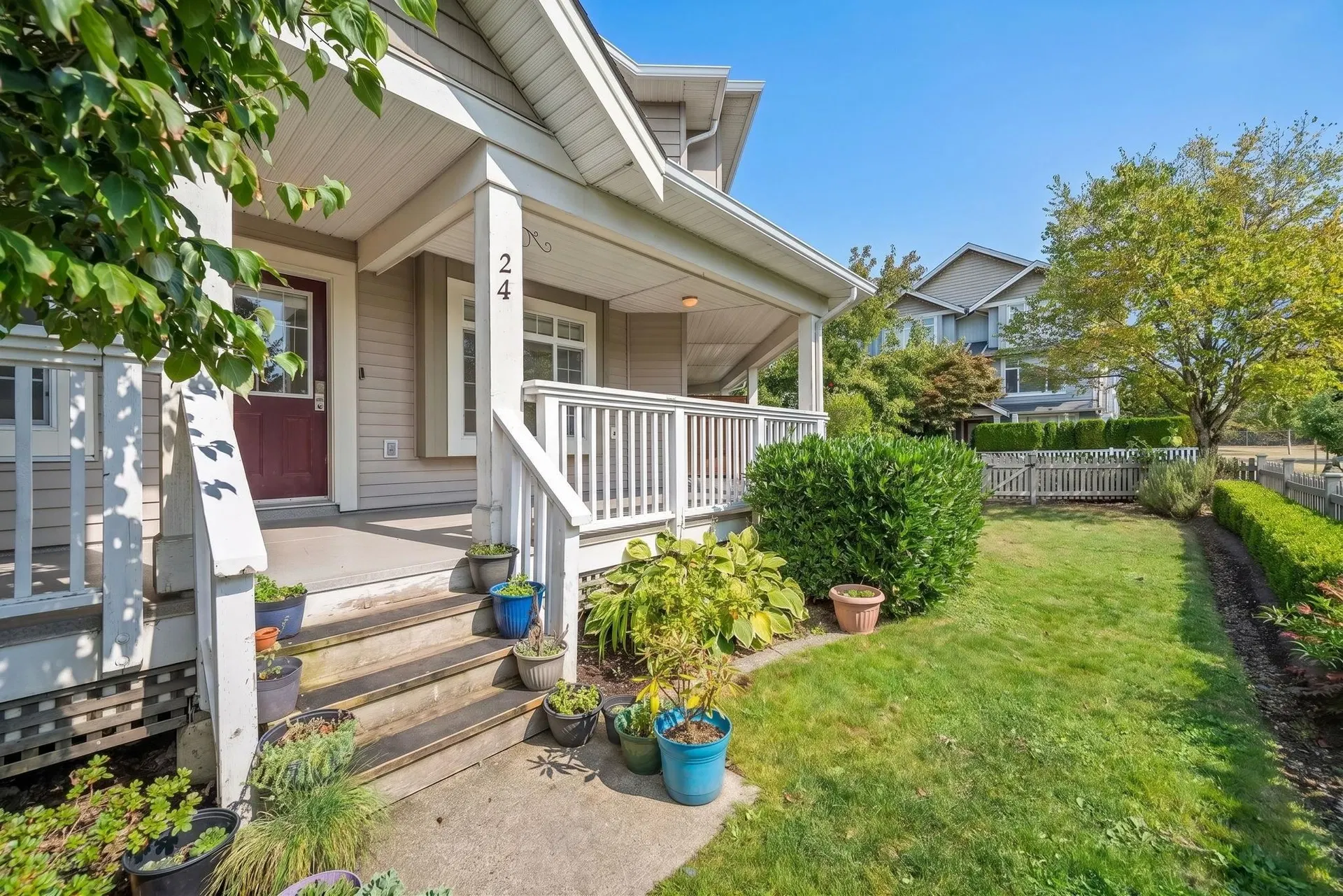 Photo 4 of 40 at #24 – 6852 193 Street