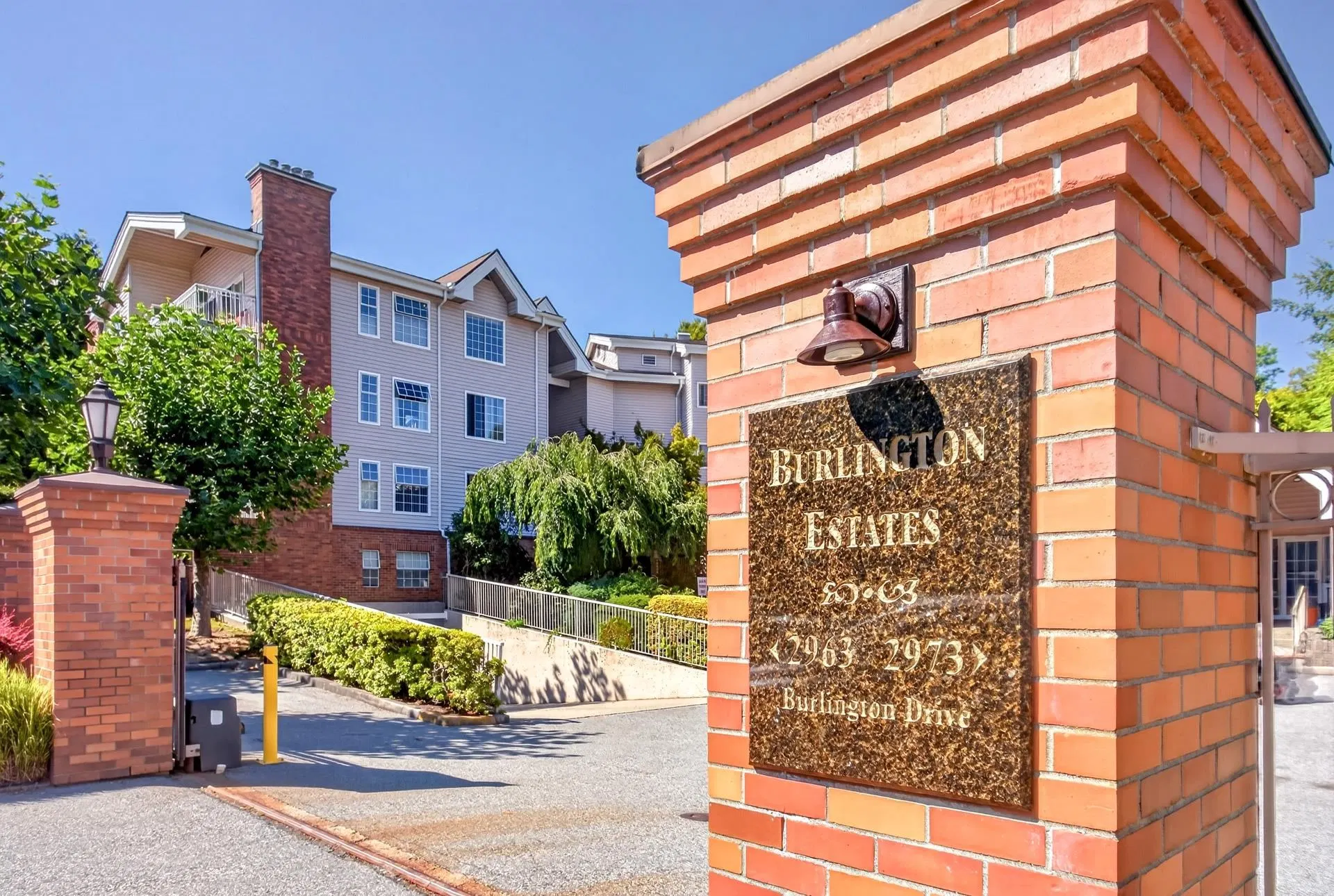 #103 – 2973 Burlington Drive