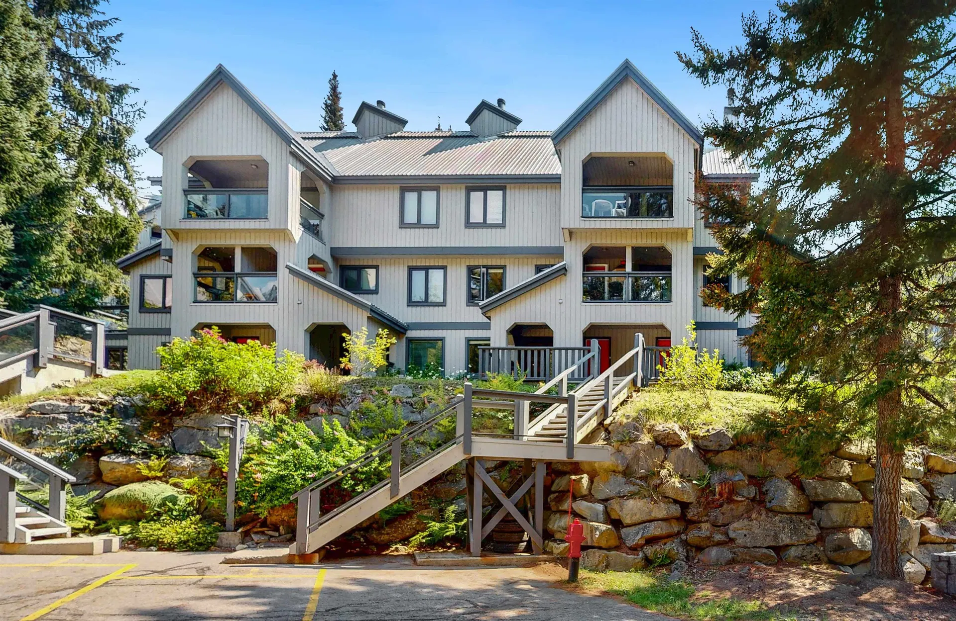Photo 1 of 34 at #11 – 2556 Snowridge Crescent