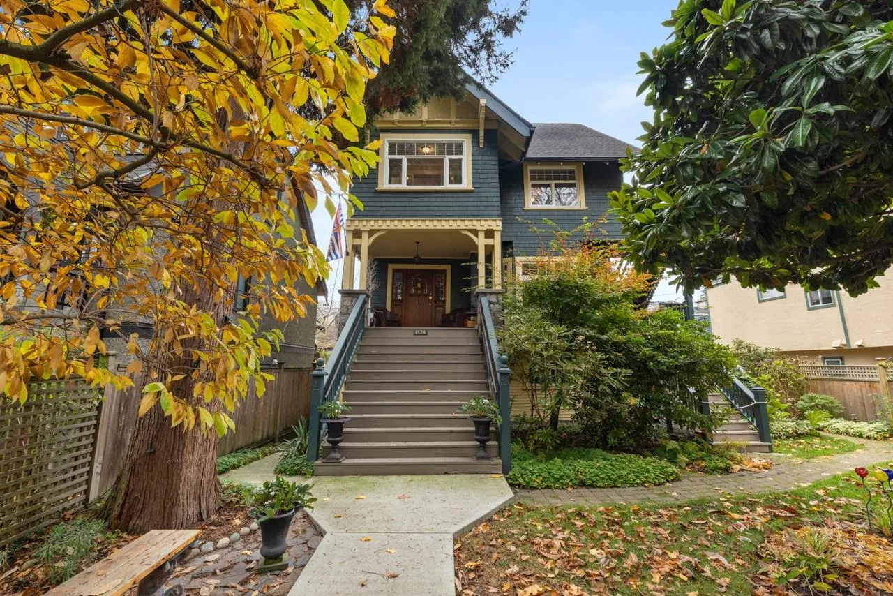 Photo 1 of 40 at 1820 W 11th Avenue