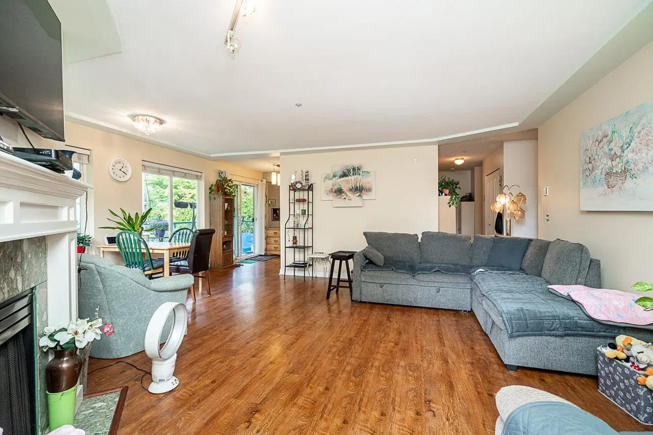 Photo 3 of 36 at #209 – 20443 53 Avenue