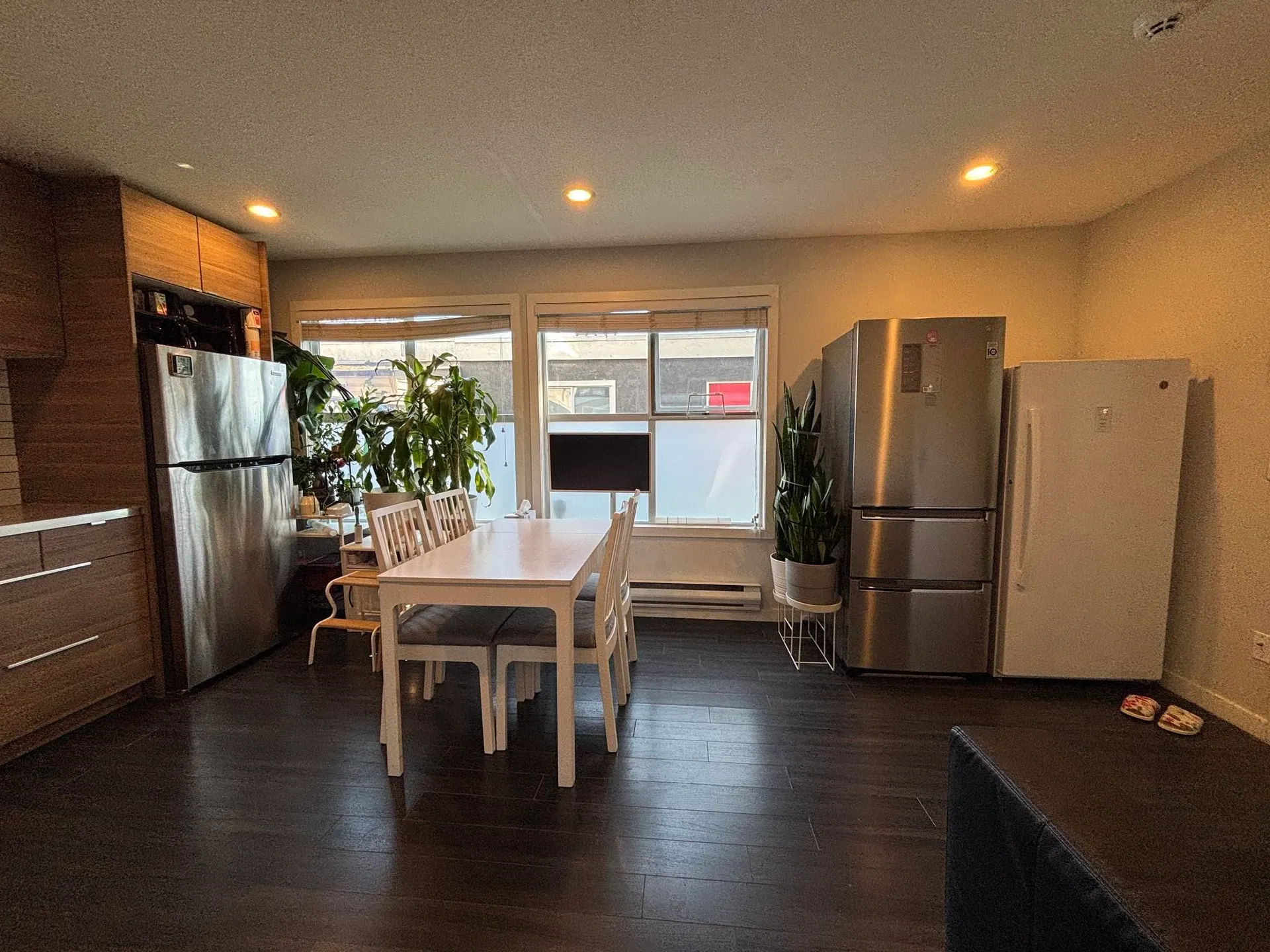 Photo 4 of 24 at 1588 E 41st Avenue