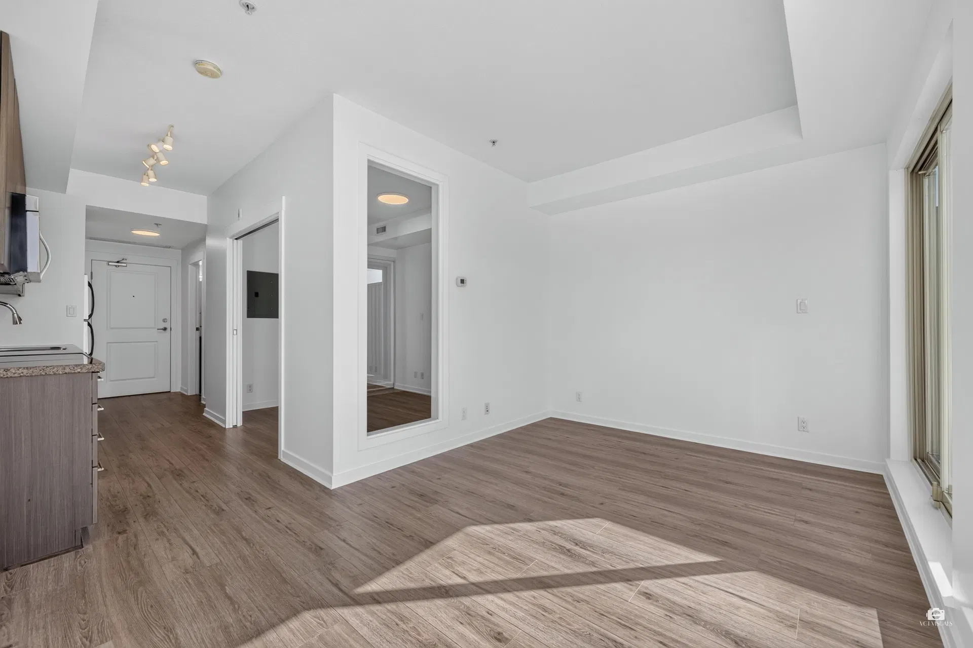 Photo 2 of 20 at #261 – 4099 Stolberg Street