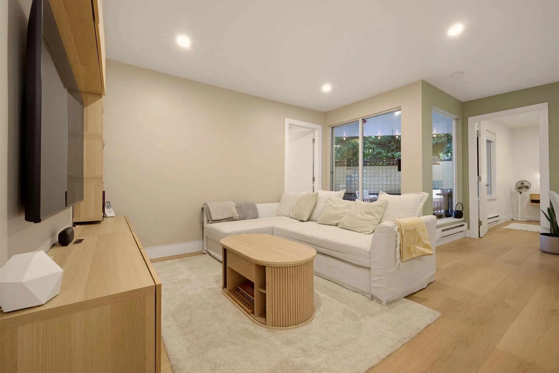 Photo 3 of 32 at #204 – 1345 Comox Street