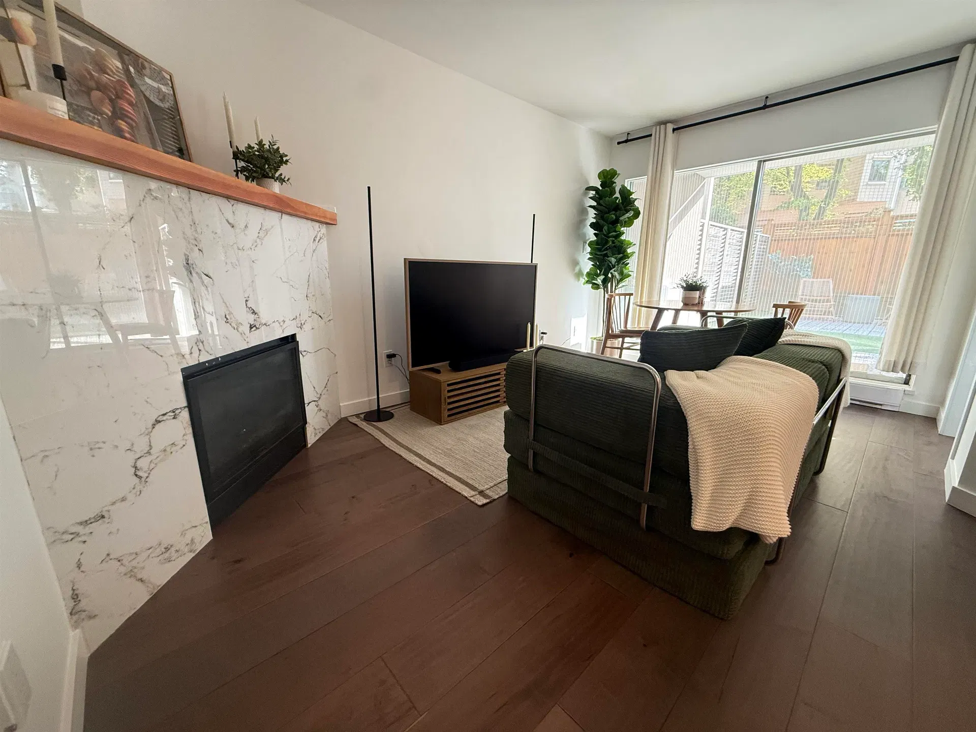 Photo 2 of 24 at #102 – 985 W 10th Avenue