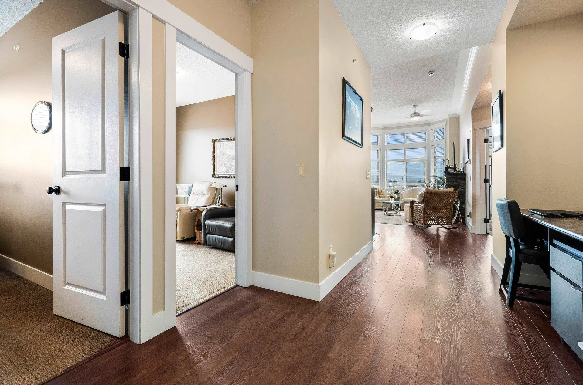 Photo 5 of 31 at #412 – 45893 Chesterfield Avenue