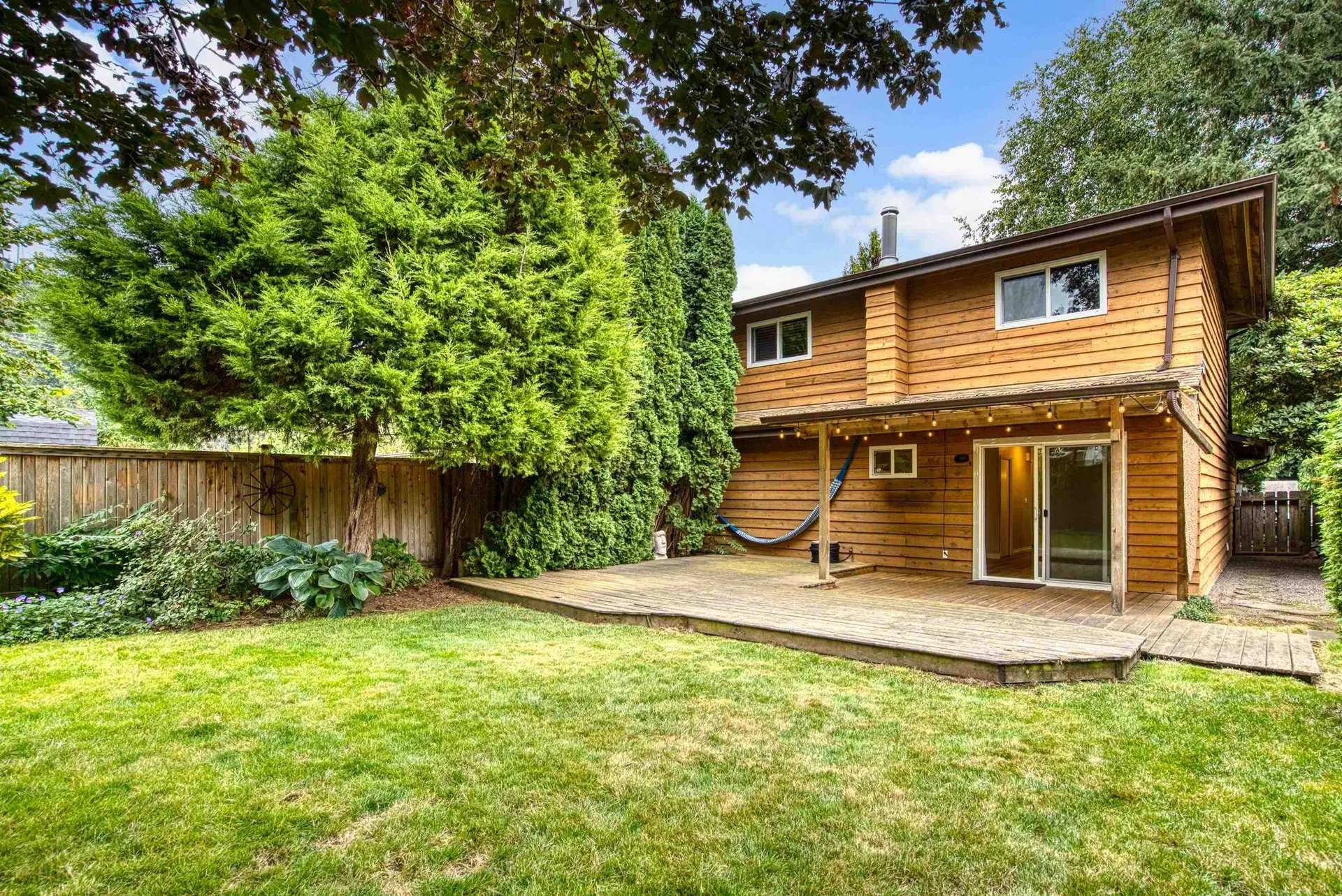 Photo 1 of 34 at 2743 Sandon Drive