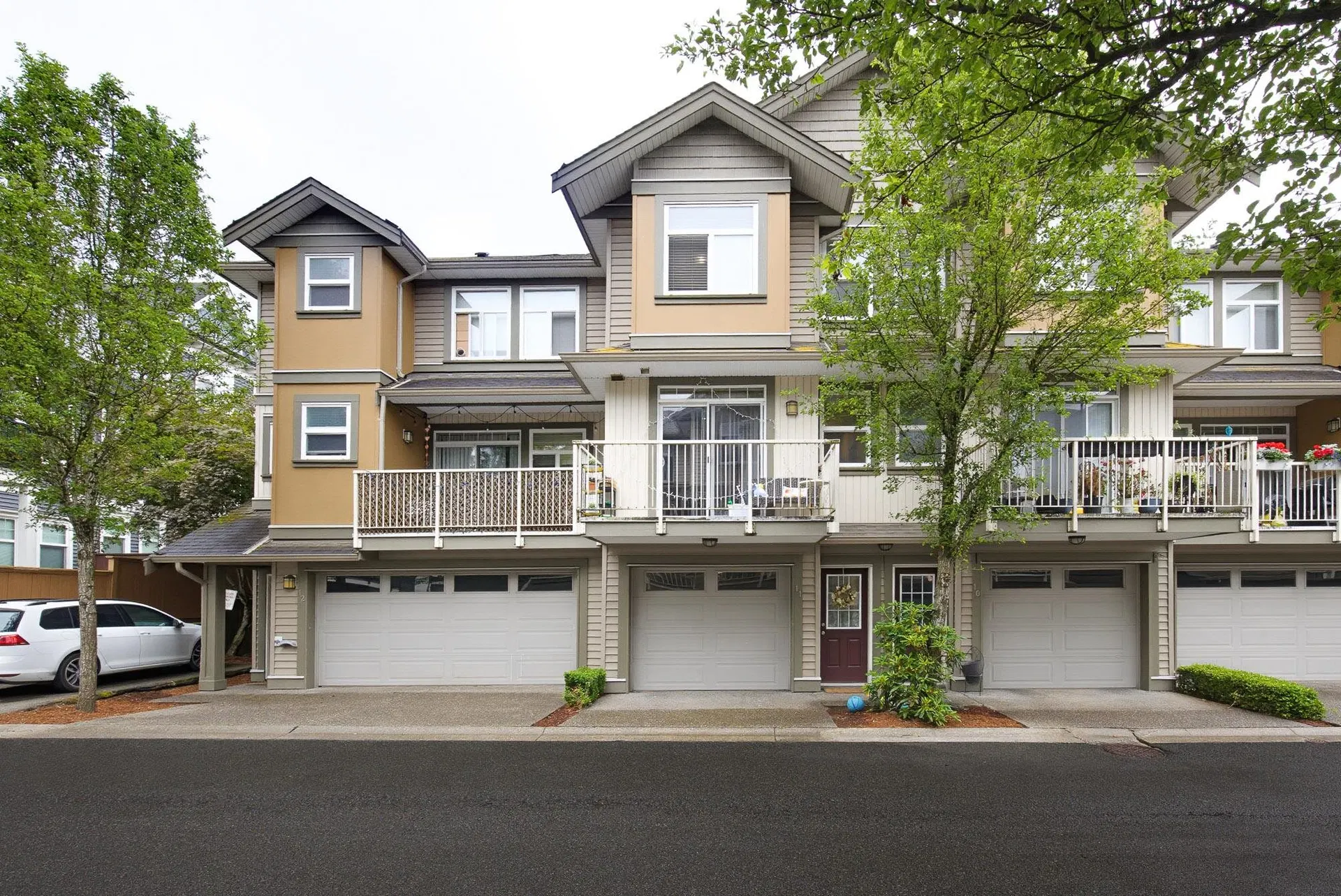 #11 – 5623 Teskey Way