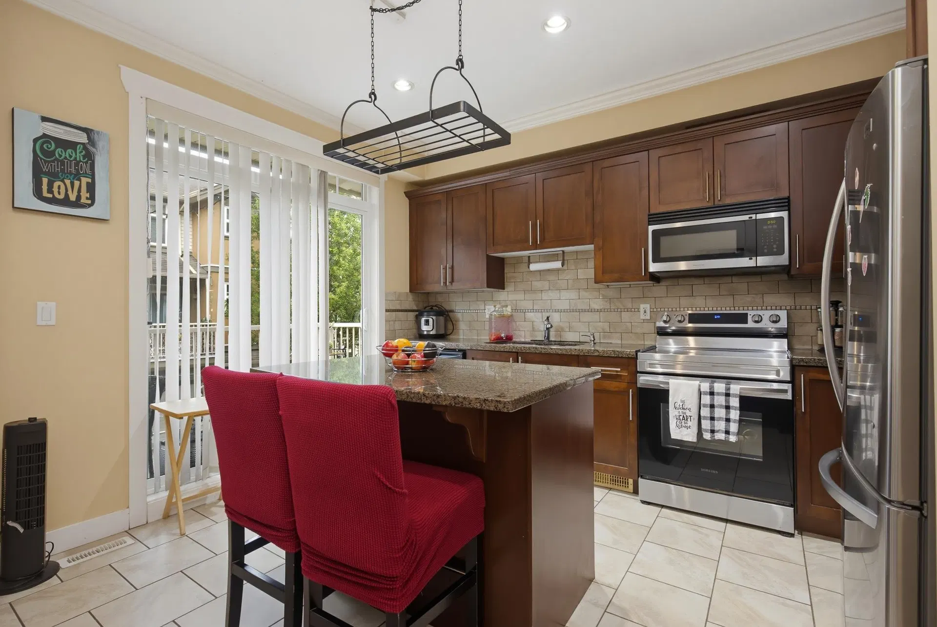 Photo 3 of 33 at #11 – 5623 Teskey Way