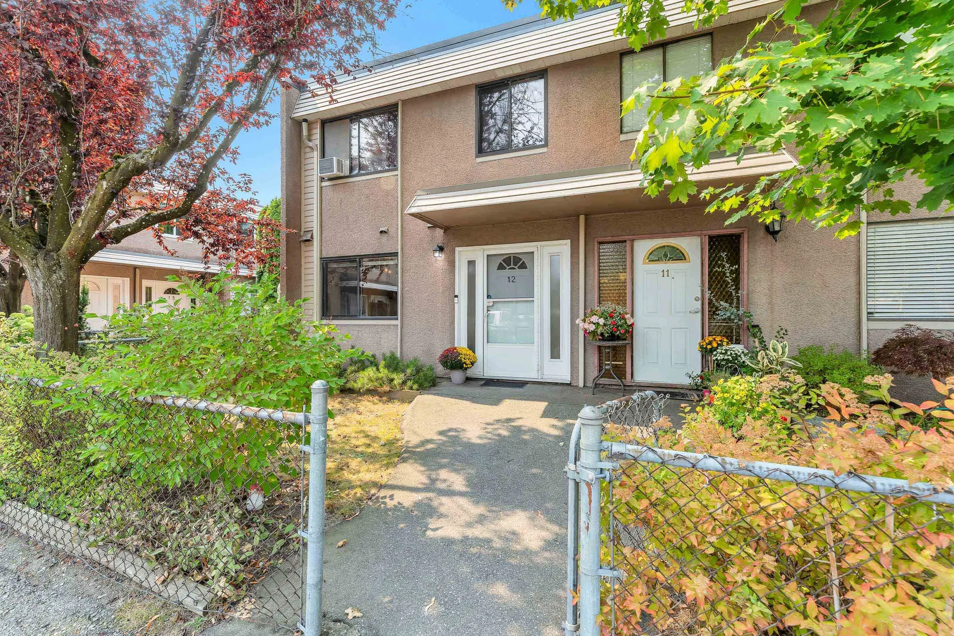 #12 – 27090 32 Avenue