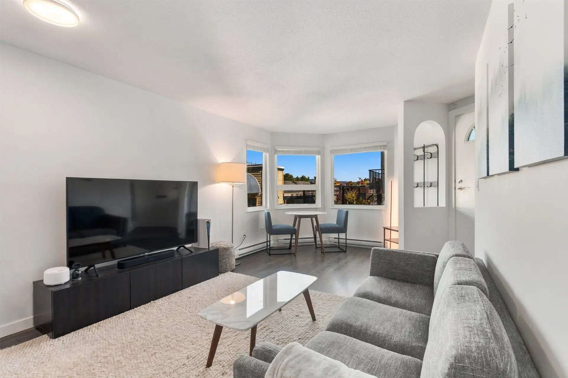 #5 – 1101 8th Avenue