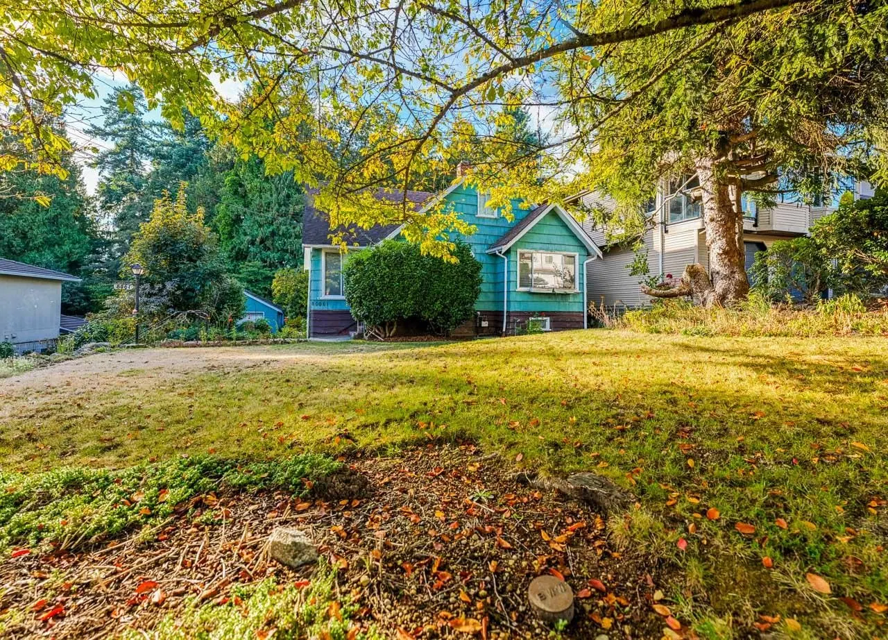 Photo 3 of 36 at 8061 Mcgregor Avenue