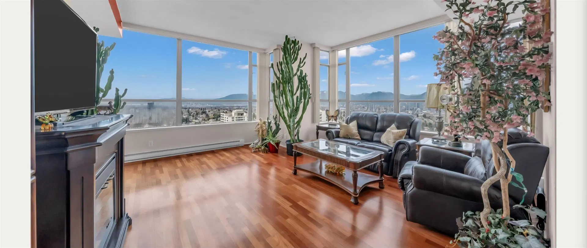 Photo 3 of 32 at #2301 – 5885 Olive Avenue