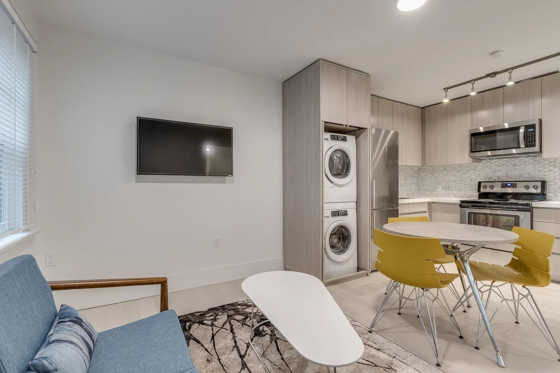 Photo 3 of 20 at #001 – 1425 Haro Street