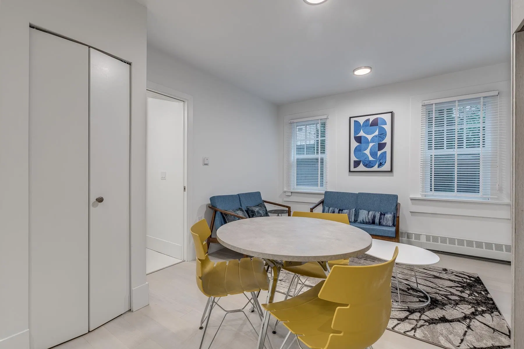 Photo 4 of 20 at #001 – 1425 Haro Street