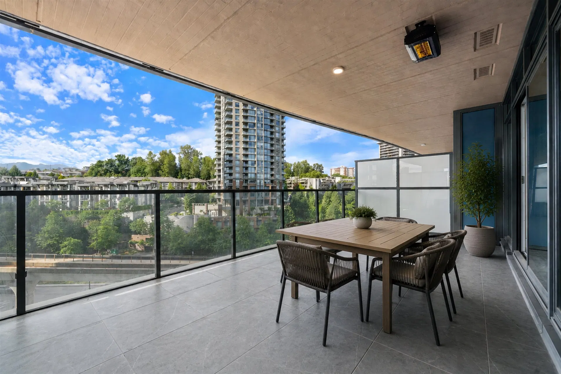 Photo 3 of 25 at #505 – 4890 Lougheed Highway