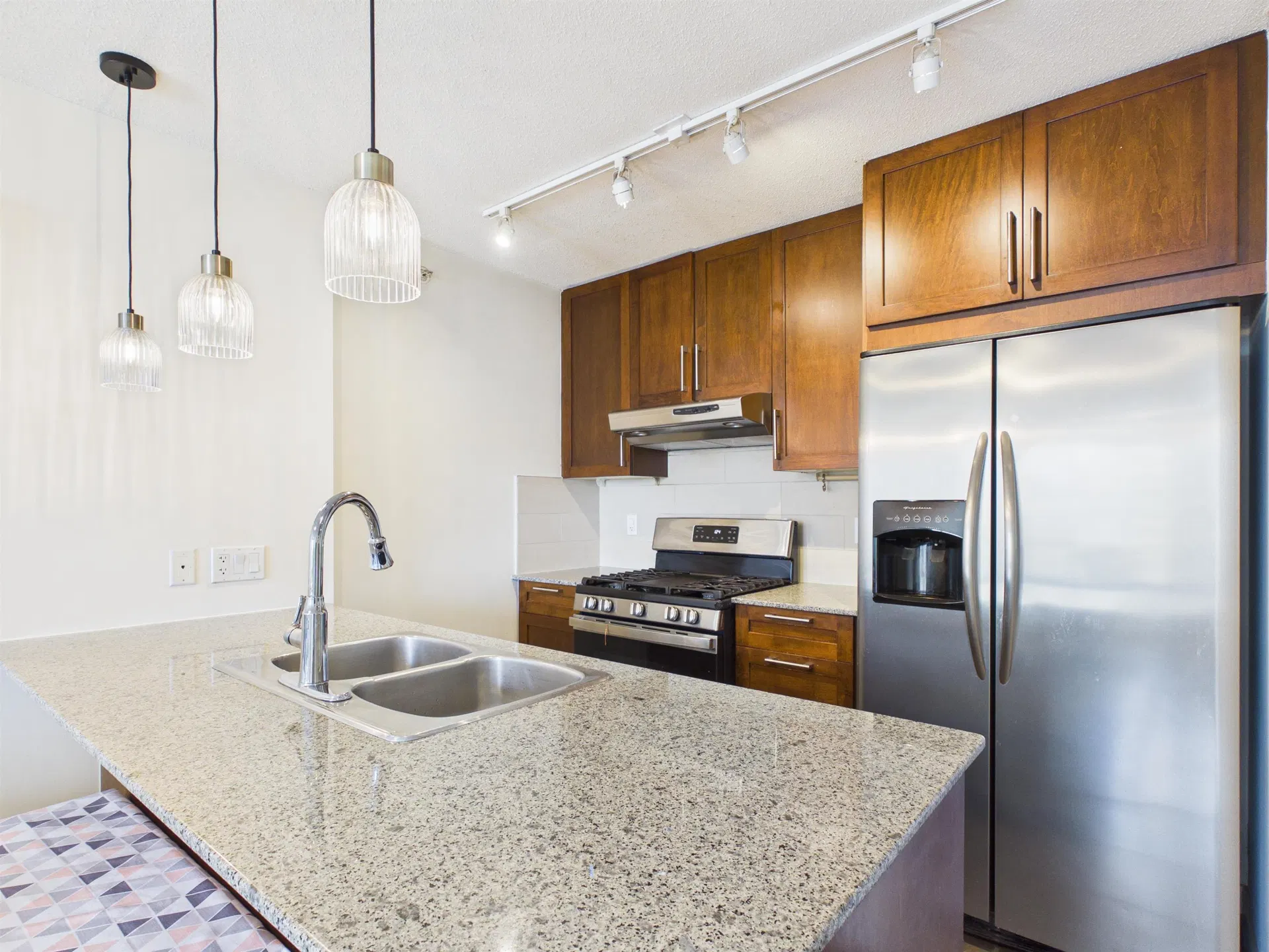 Photo 1 of 31 at #2301 – 7088 Salisbury Avenue