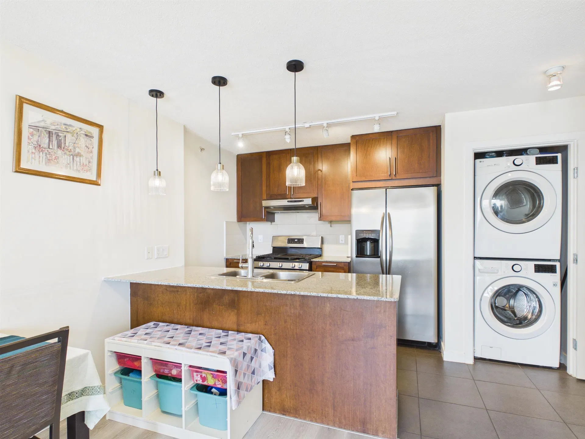 Photo 5 of 31 at #2301 – 7088 Salisbury Avenue