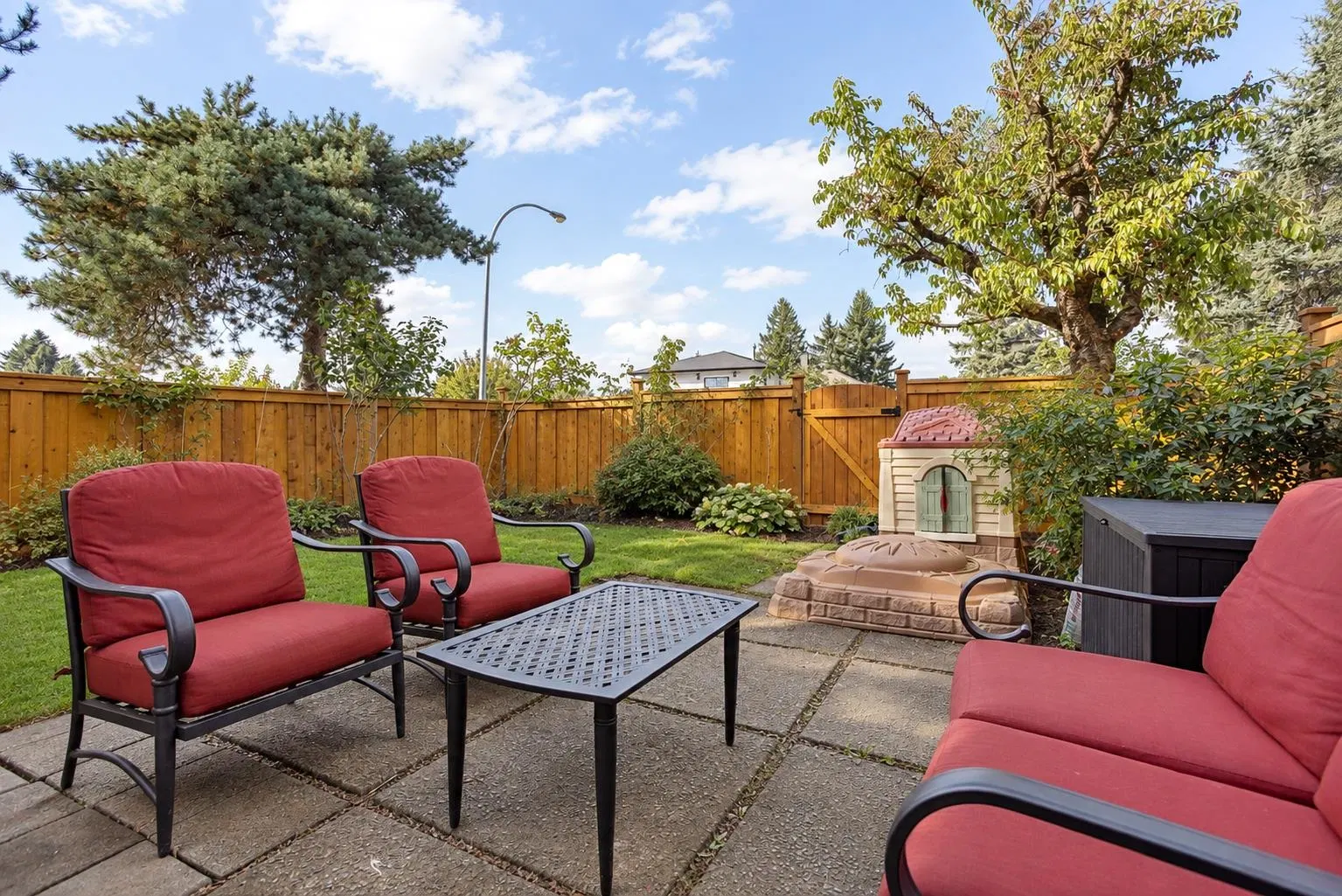 Photo 3 of 39 at #1 – 19022 119b Avenue