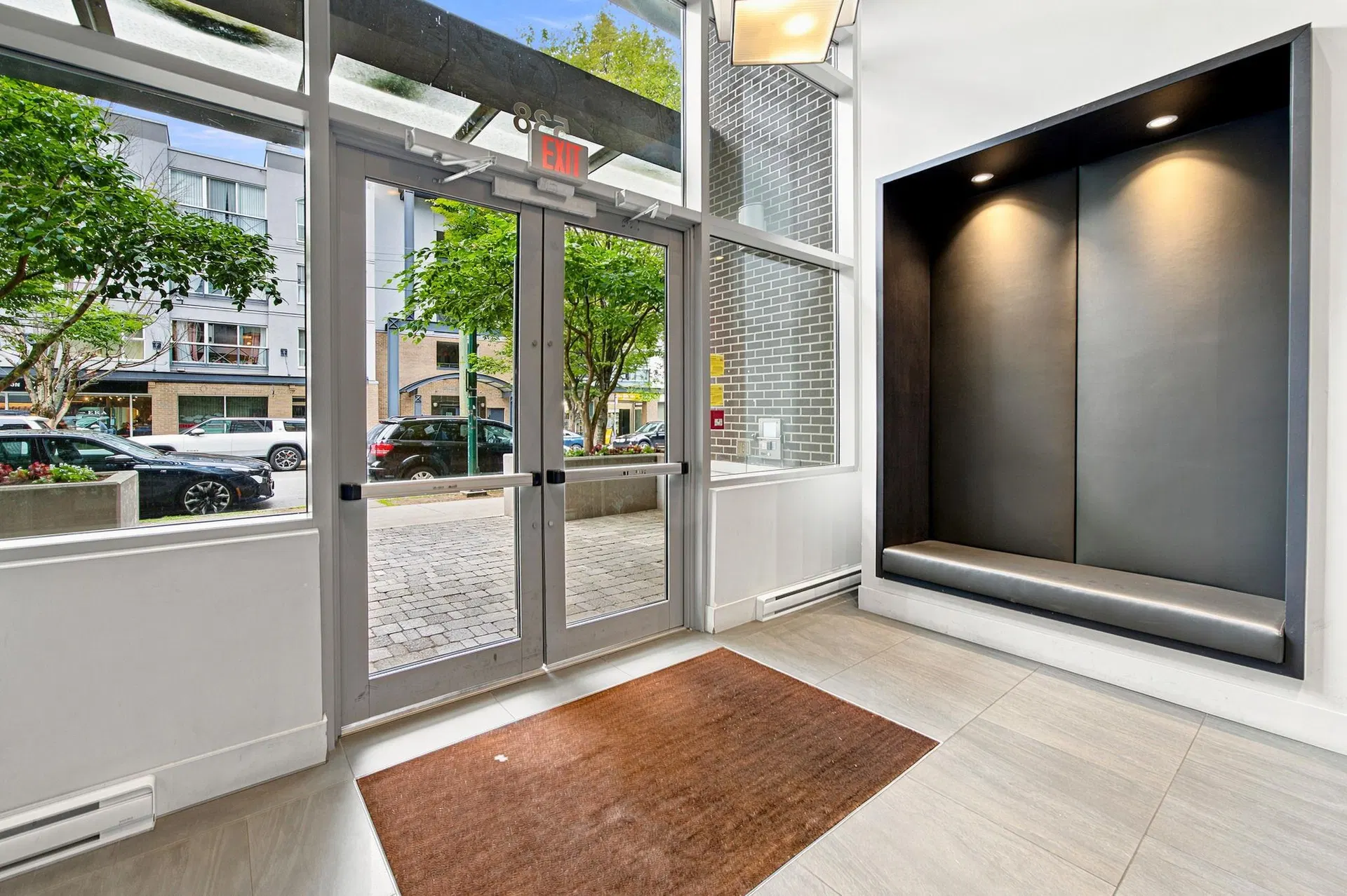 Photo 3 of 38 at #705 – 538 W 7th Avenue