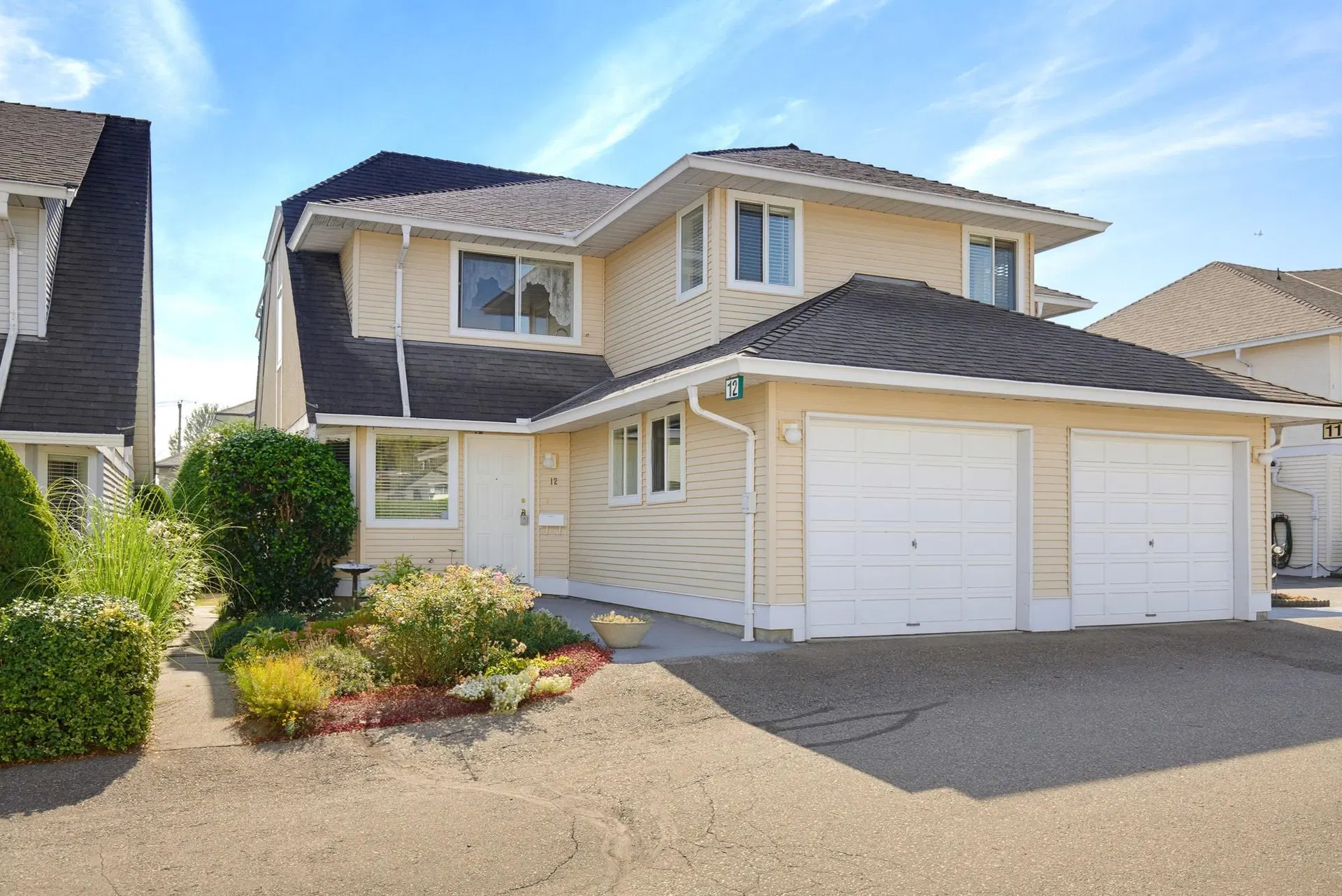 #12 – 2475 Emerson Street