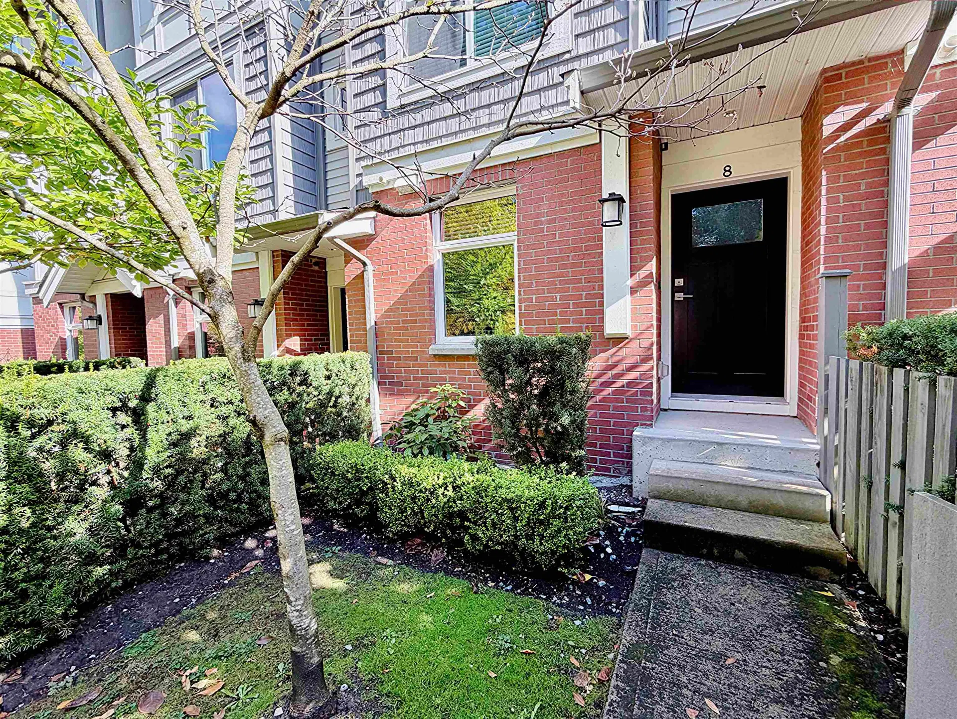 Photo 5 of 38 at #8 – 9718 161a Street