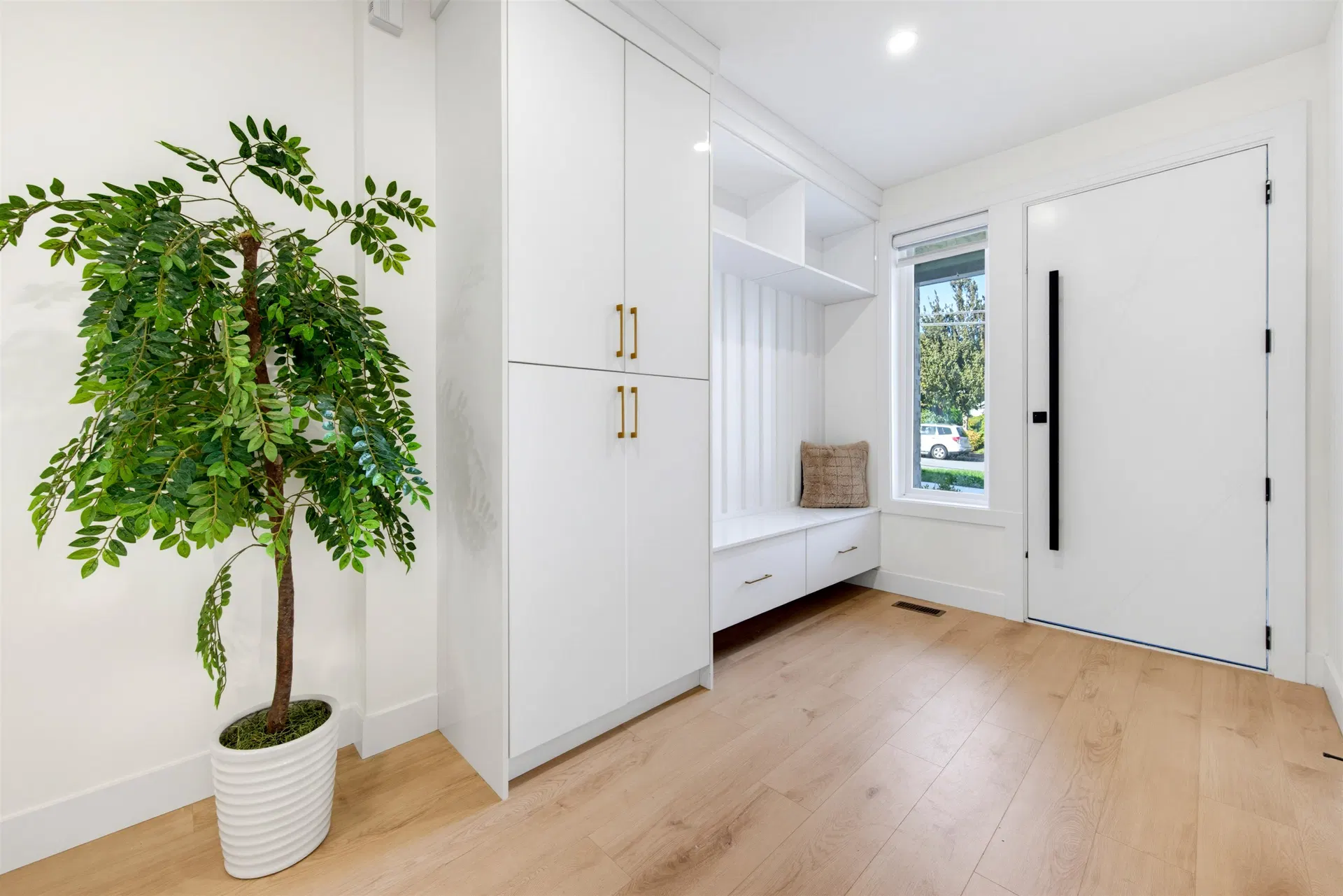 Photo 3 of 37 at #1 – 19128 61a Avenue