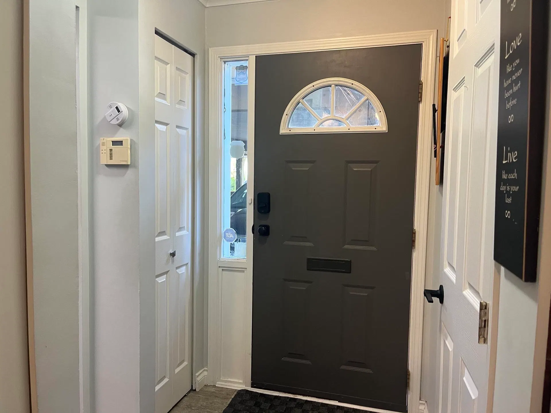 Photo 3 of 19 at 11669 Fulton Street