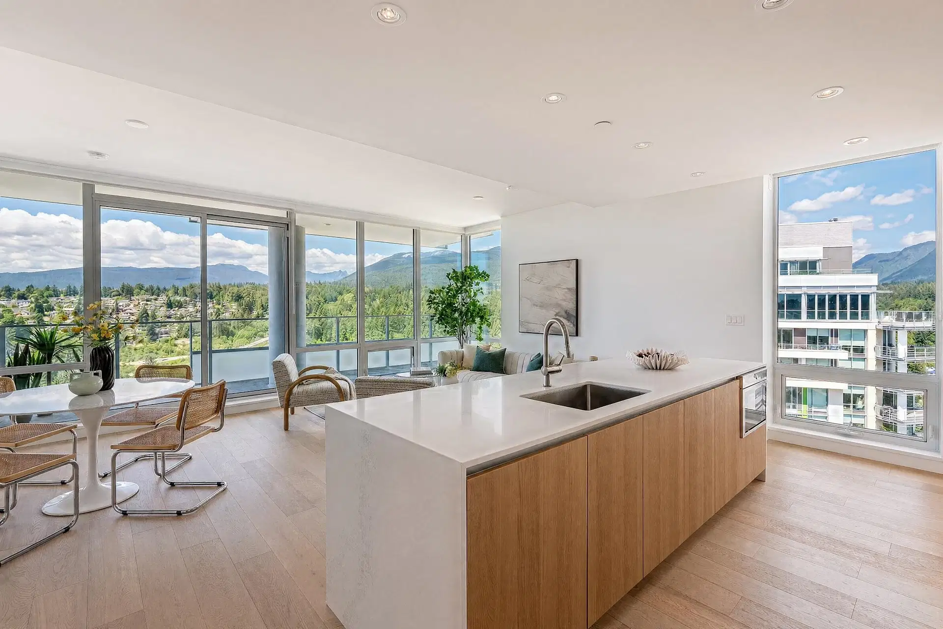 #2801 – 1500 Fern Street