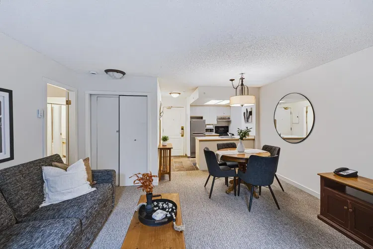 Photo 5 of 39 at #207 – 4809 Spearhead Drive