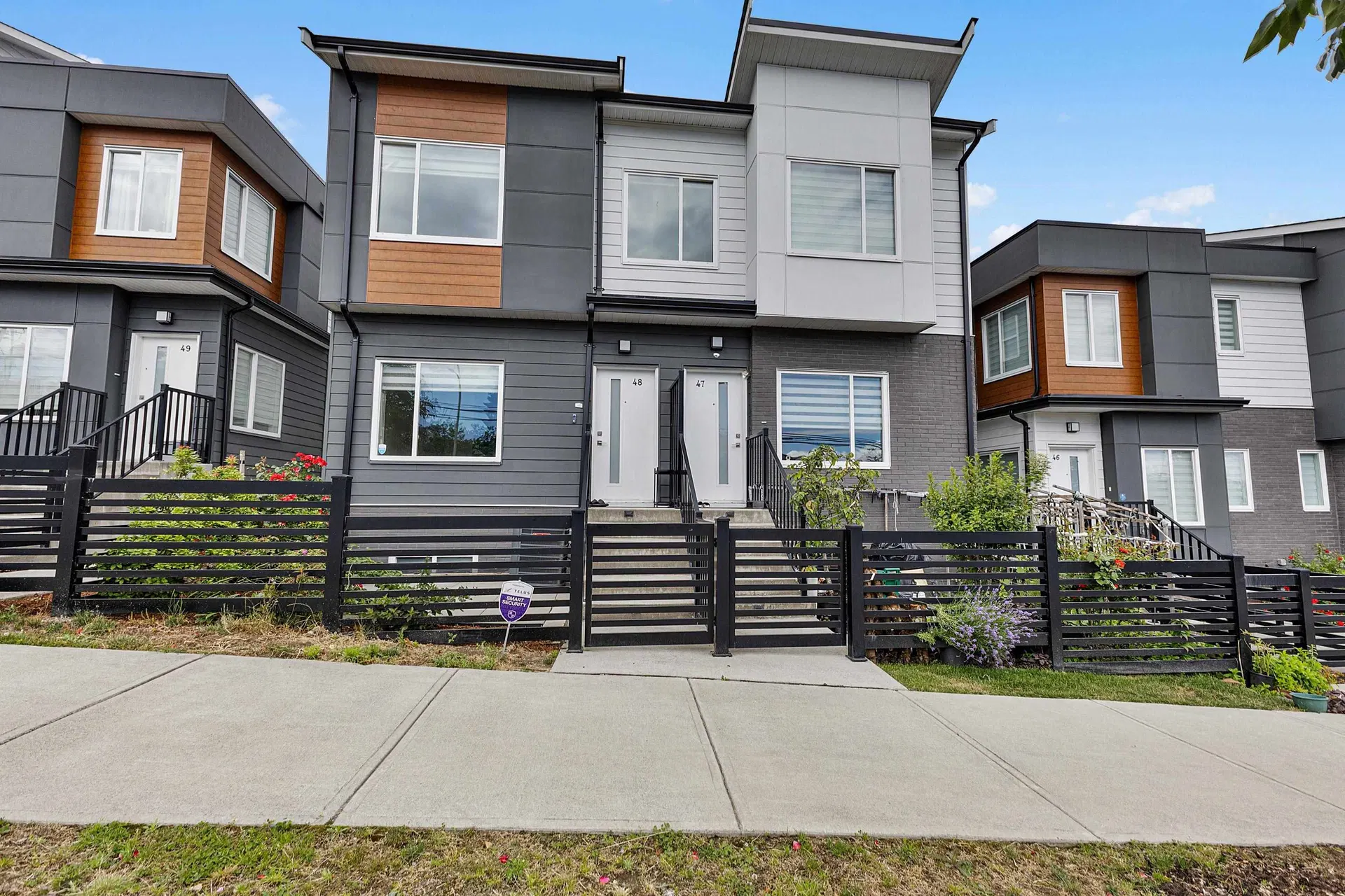 Photo 3 of 33 at #48 – 9652 162a Street
